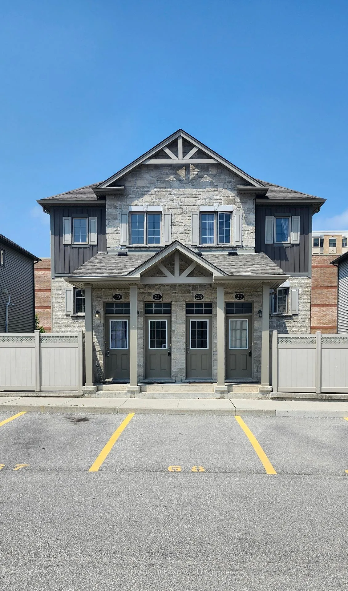 Front of Unit 25, 3200 Singleton Avenue