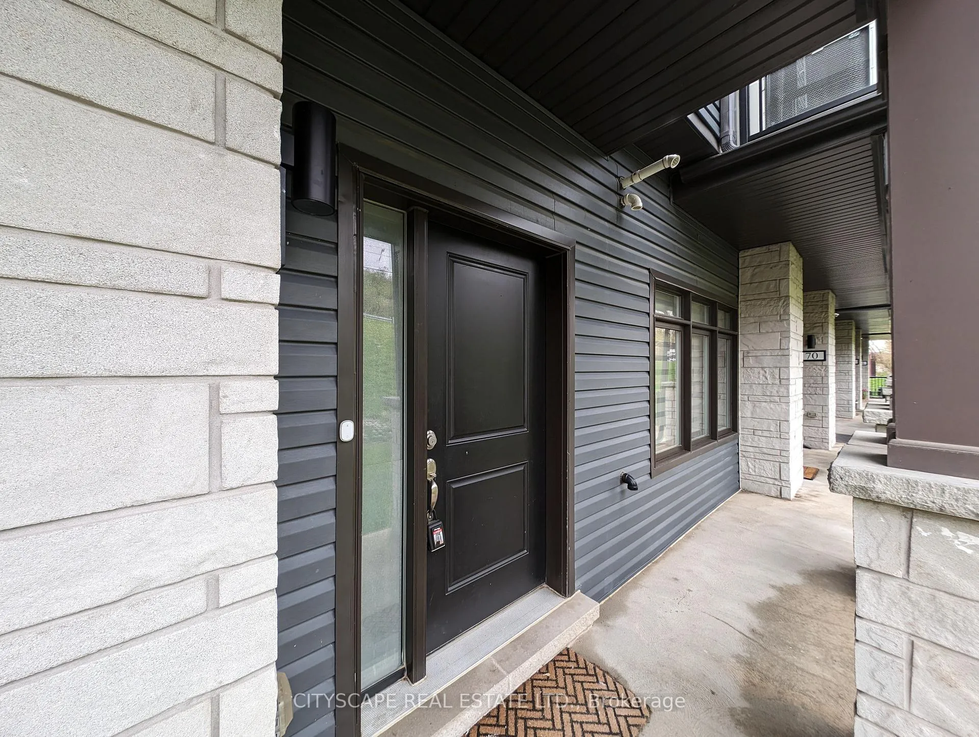 Photo 2 of Unit 68, 2 Willow Street, Brant, Paris — HOMEH