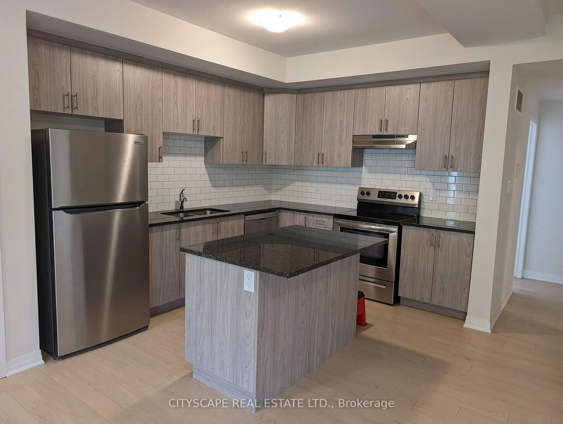 Photo 3 of Unit 68, 2 Willow Street, Brant, Paris — HOMEH
