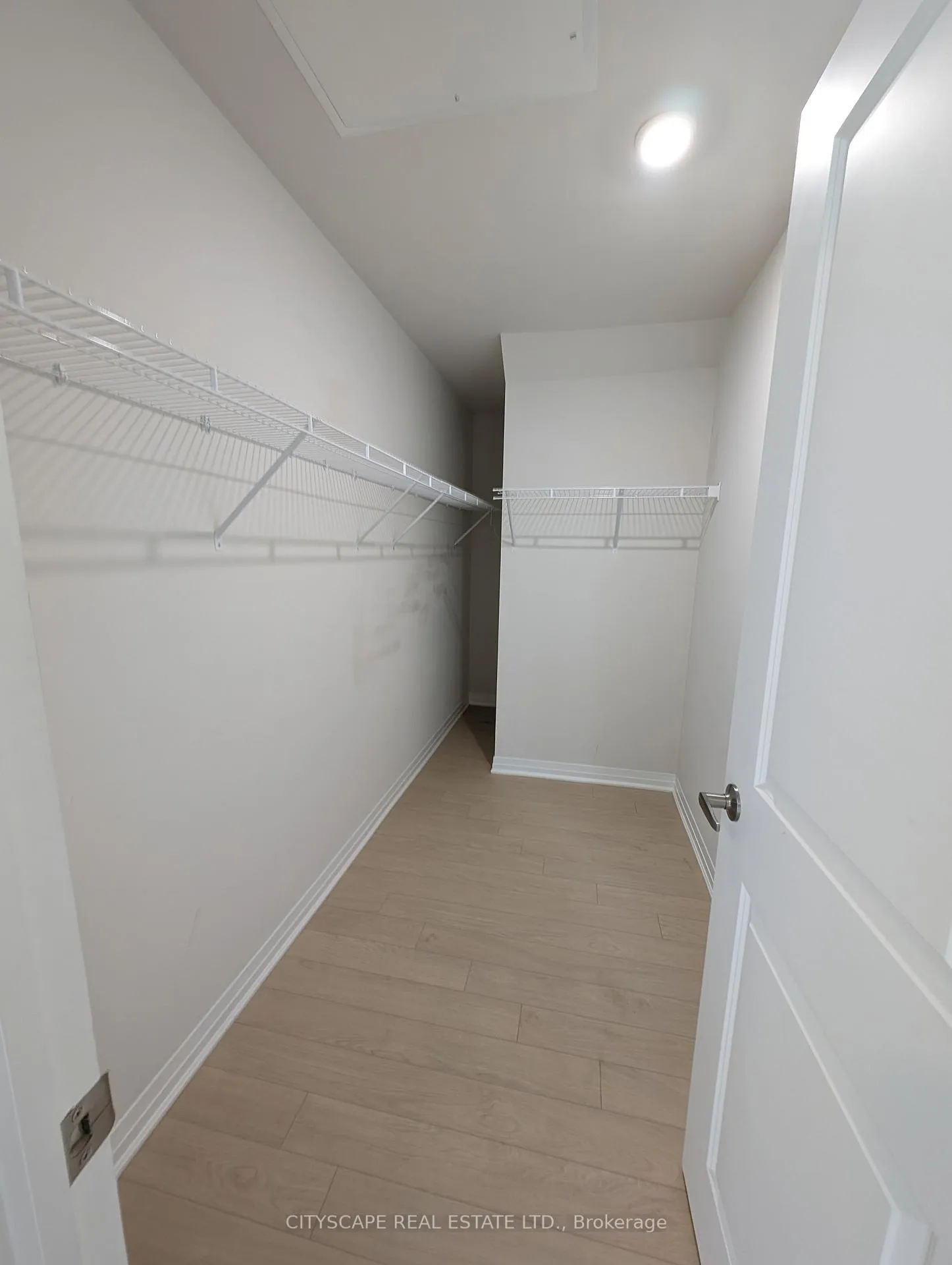 Photo 10 of Unit 68, 2 Willow Street, Brant, Paris — HOMEH