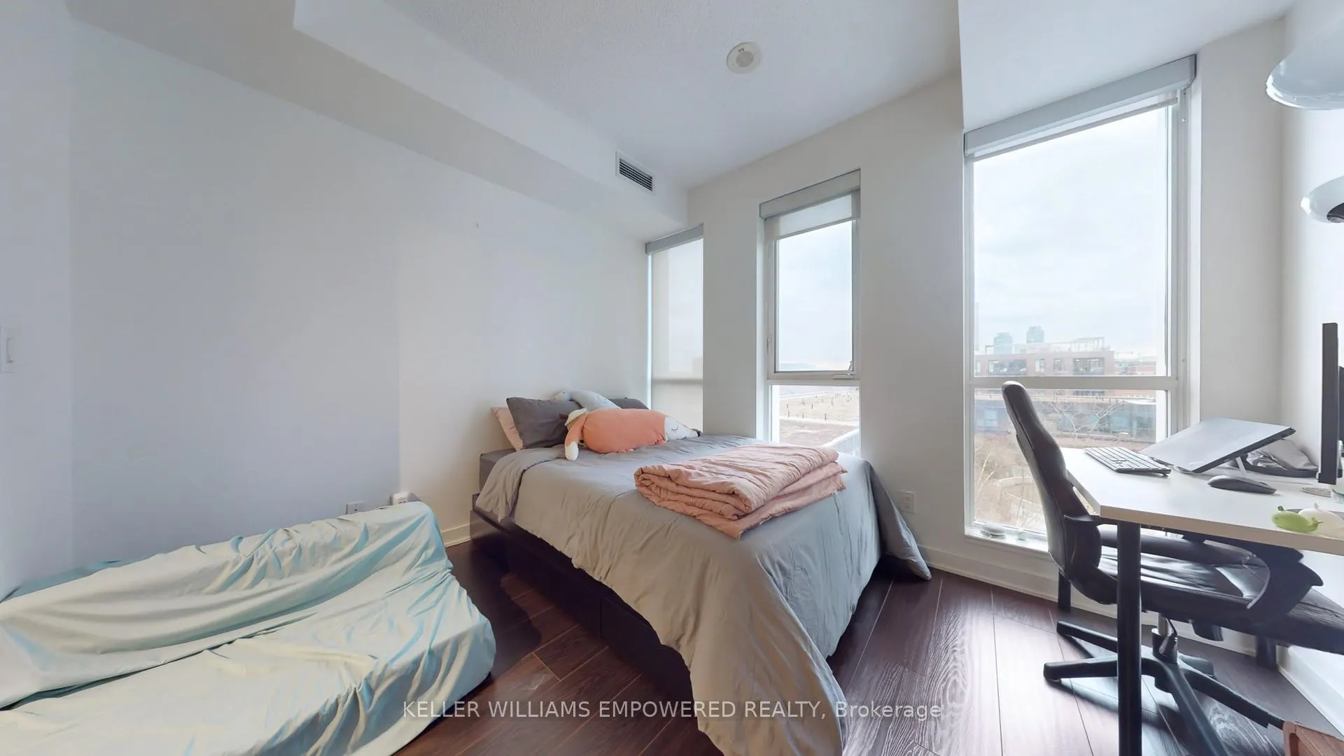 Photo 7 of Unit 705, 170 Sumach Street, Toronto, Regent Park — HOMEH