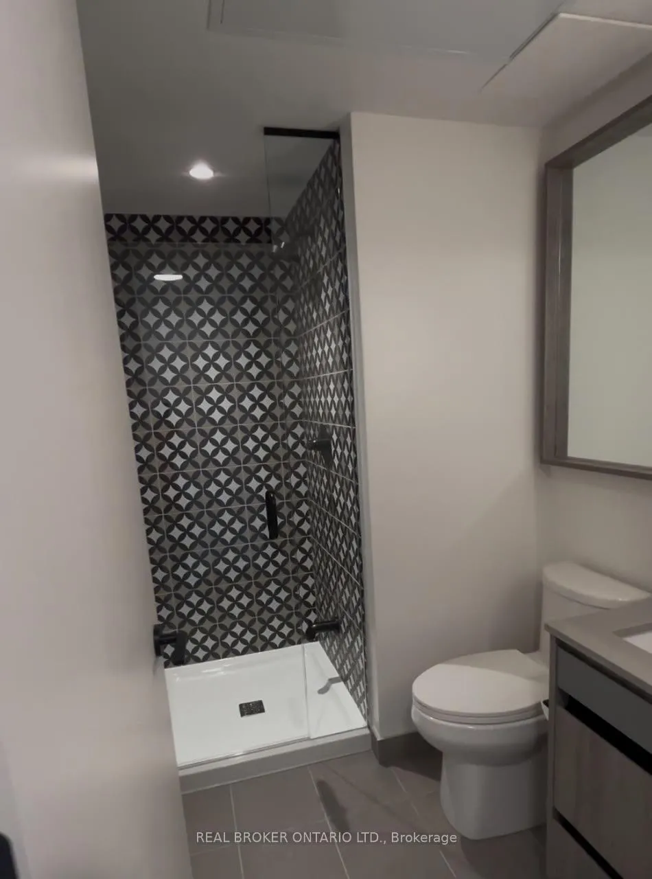 Photo 8 of Unit 218, 5 Lakeview Avenue, Toronto, Trinity-Bellwoods — HOMEH