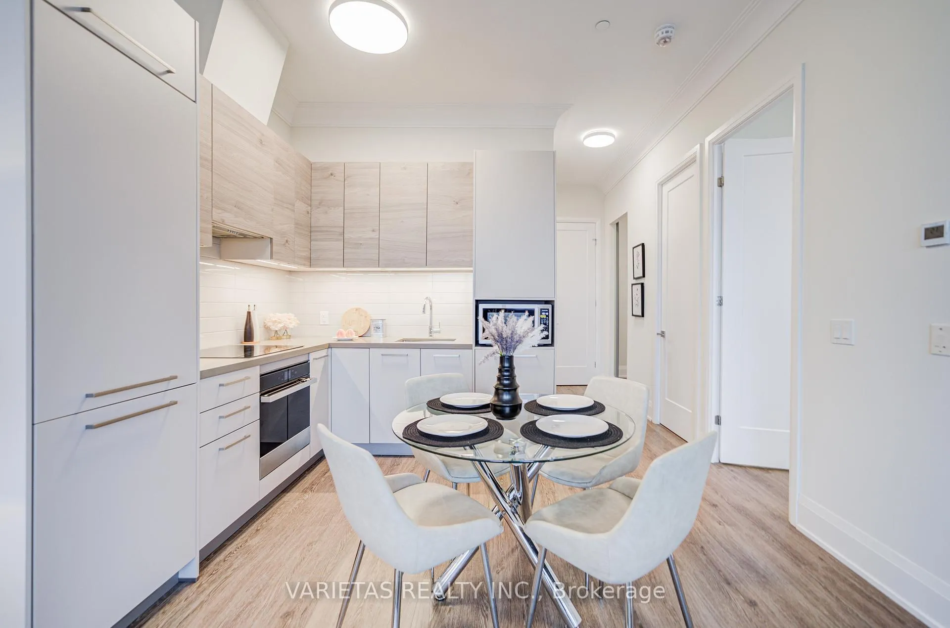 Photo 7 of Unit 3701, 12 Gandhi Lane, Markham, Commerce Valley — HOMEH