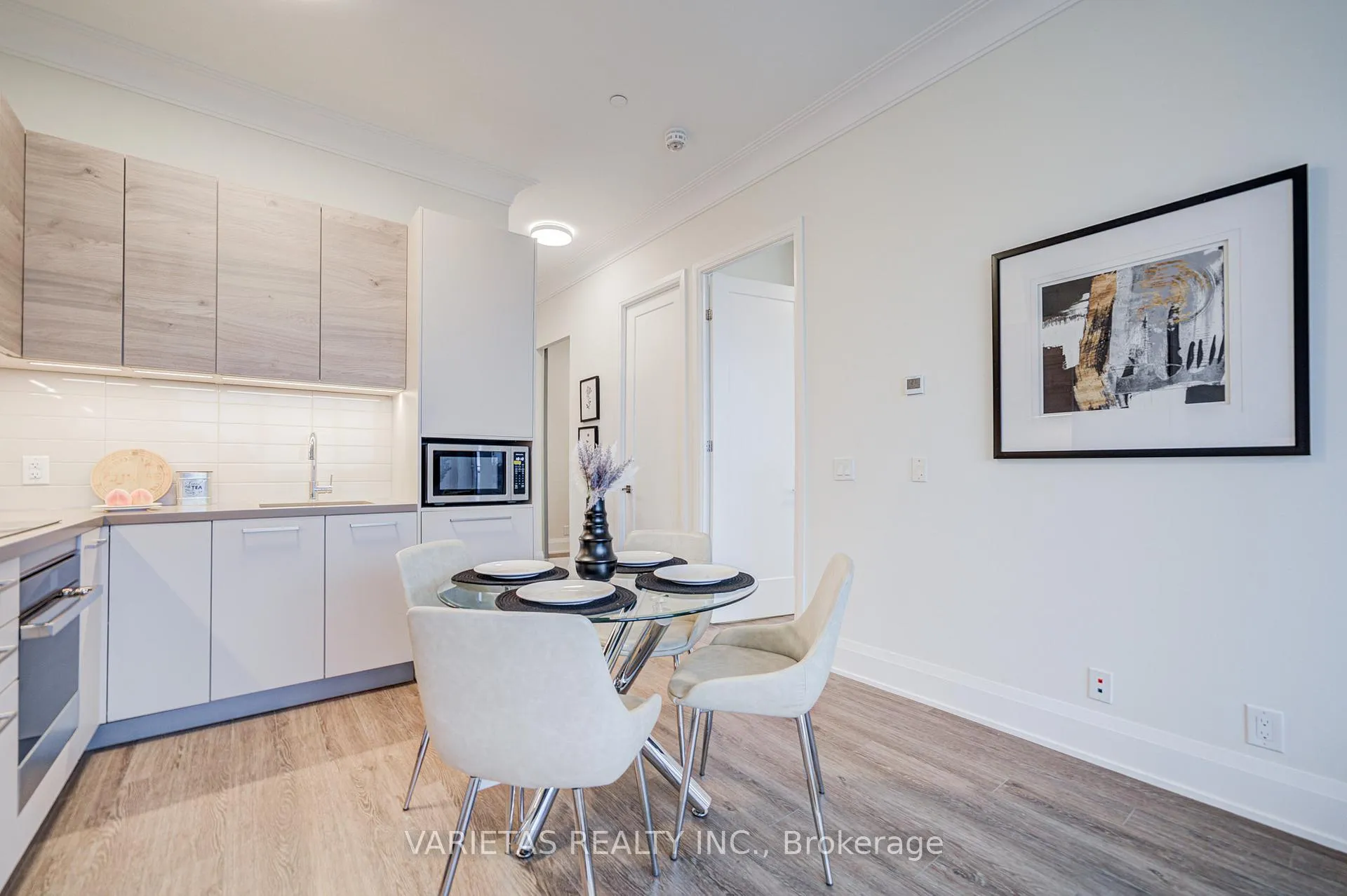 Photo 8 of Unit 3701, 12 Gandhi Lane, Markham, Commerce Valley — HOMEH
