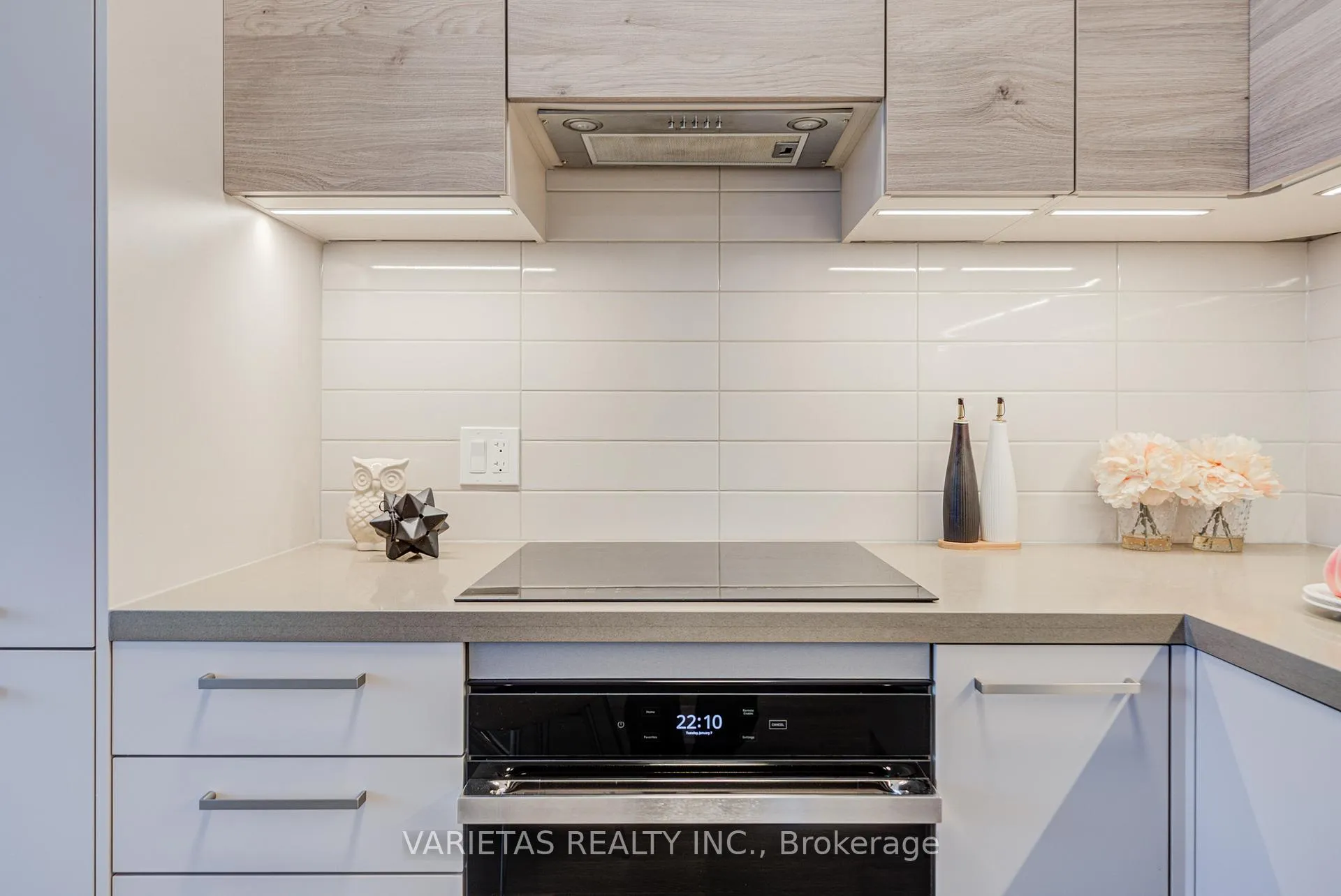 Photo 11 of Unit 3701, 12 Gandhi Lane, Markham, Commerce Valley — HOMEH