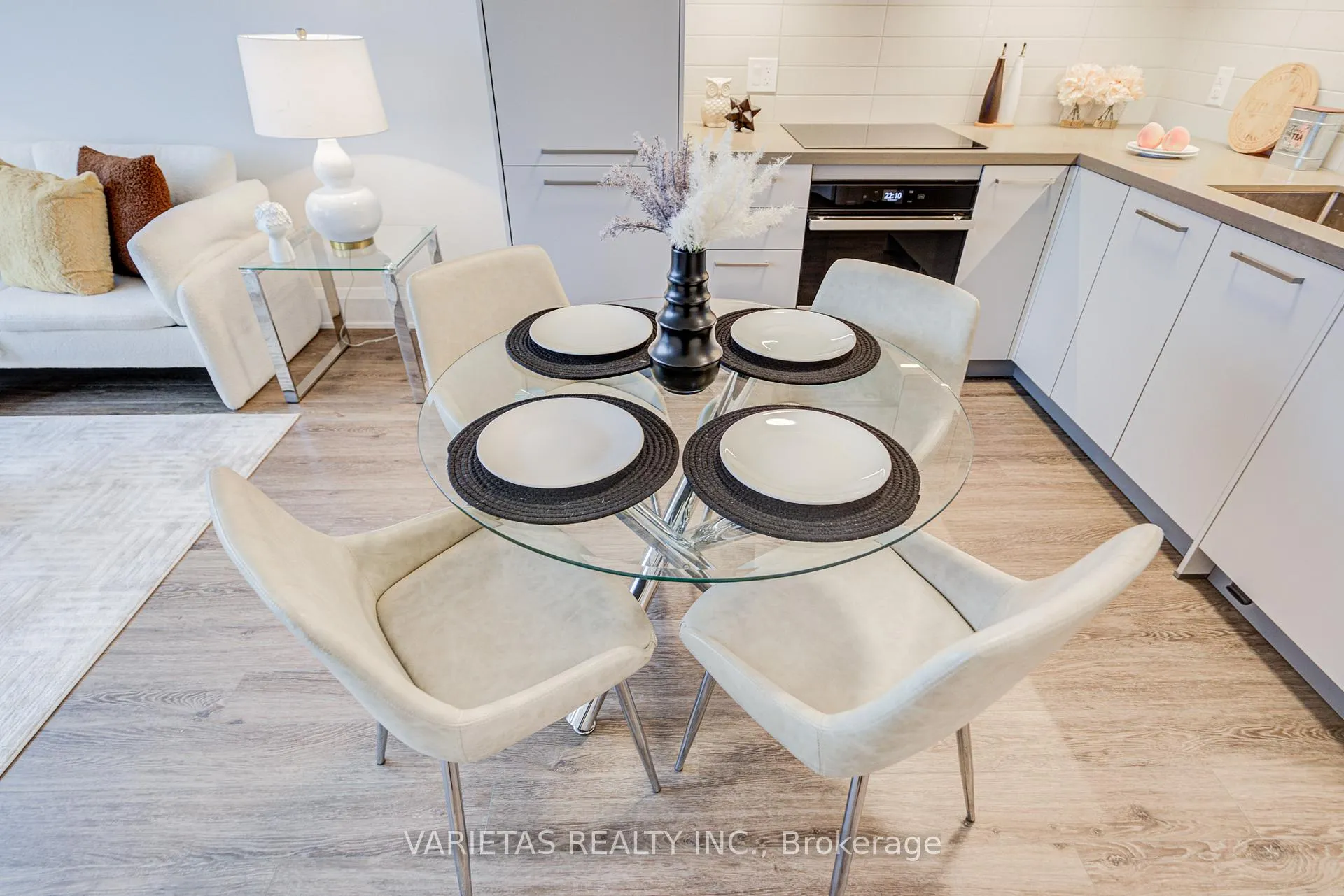 Photo 13 of Unit 3701, 12 Gandhi Lane, Markham, Commerce Valley — HOMEH