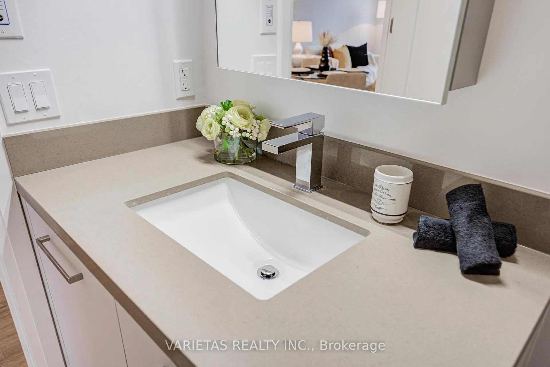 Photo 32 of Unit 3701, 12 Gandhi Lane, Markham, Commerce Valley — HOMEH