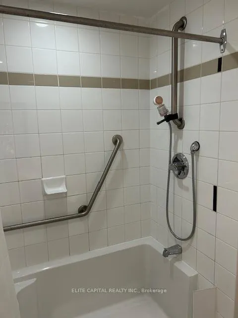 Photo 8 of Unit M727, 2 Sun Yat-Sen Avenue, Markham, Milliken Mills East — HOMEH
