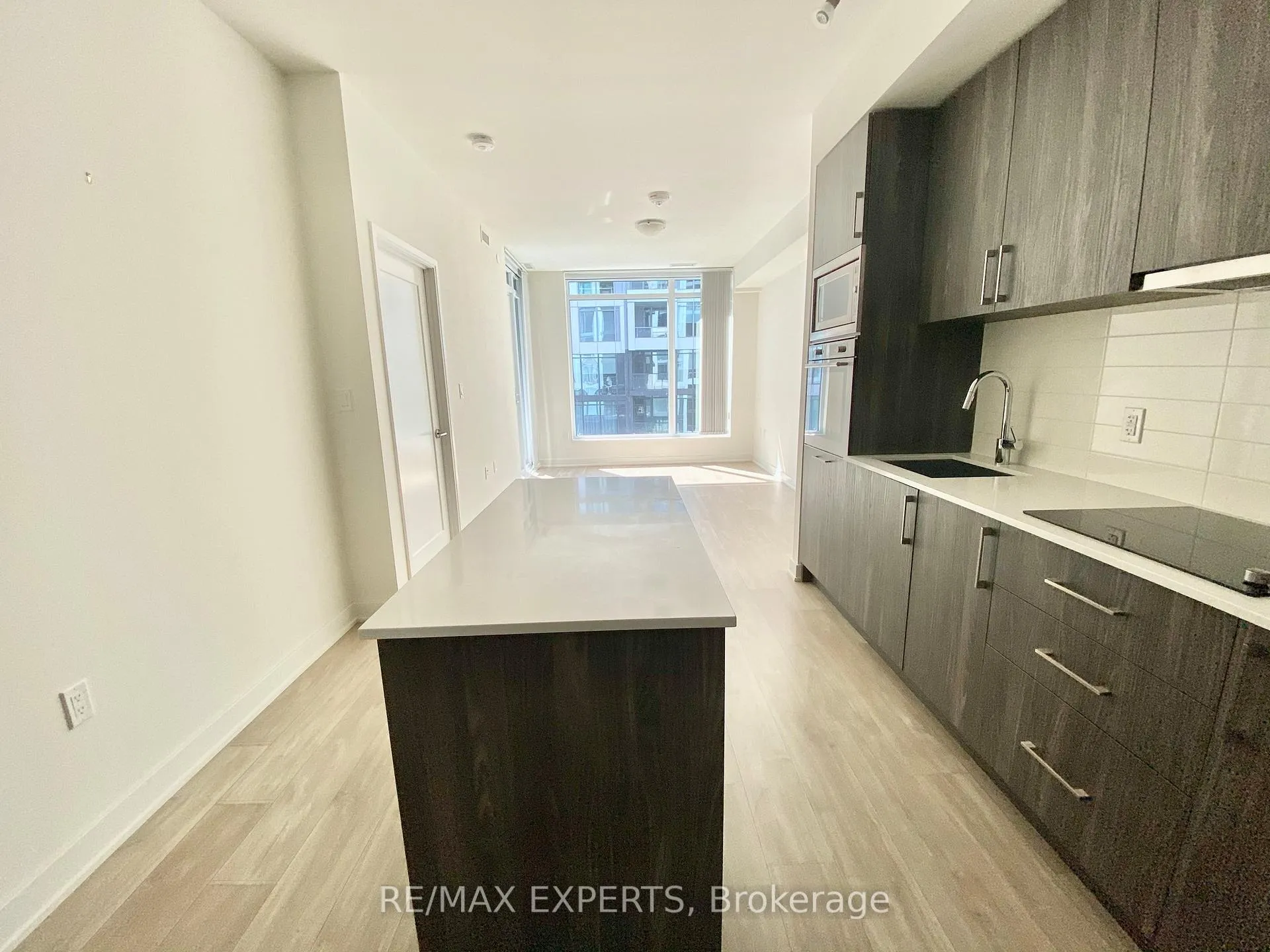 Photo 7 of Unit 914, 576 Front Street W, Toronto, Waterfront Communities — HOMEH