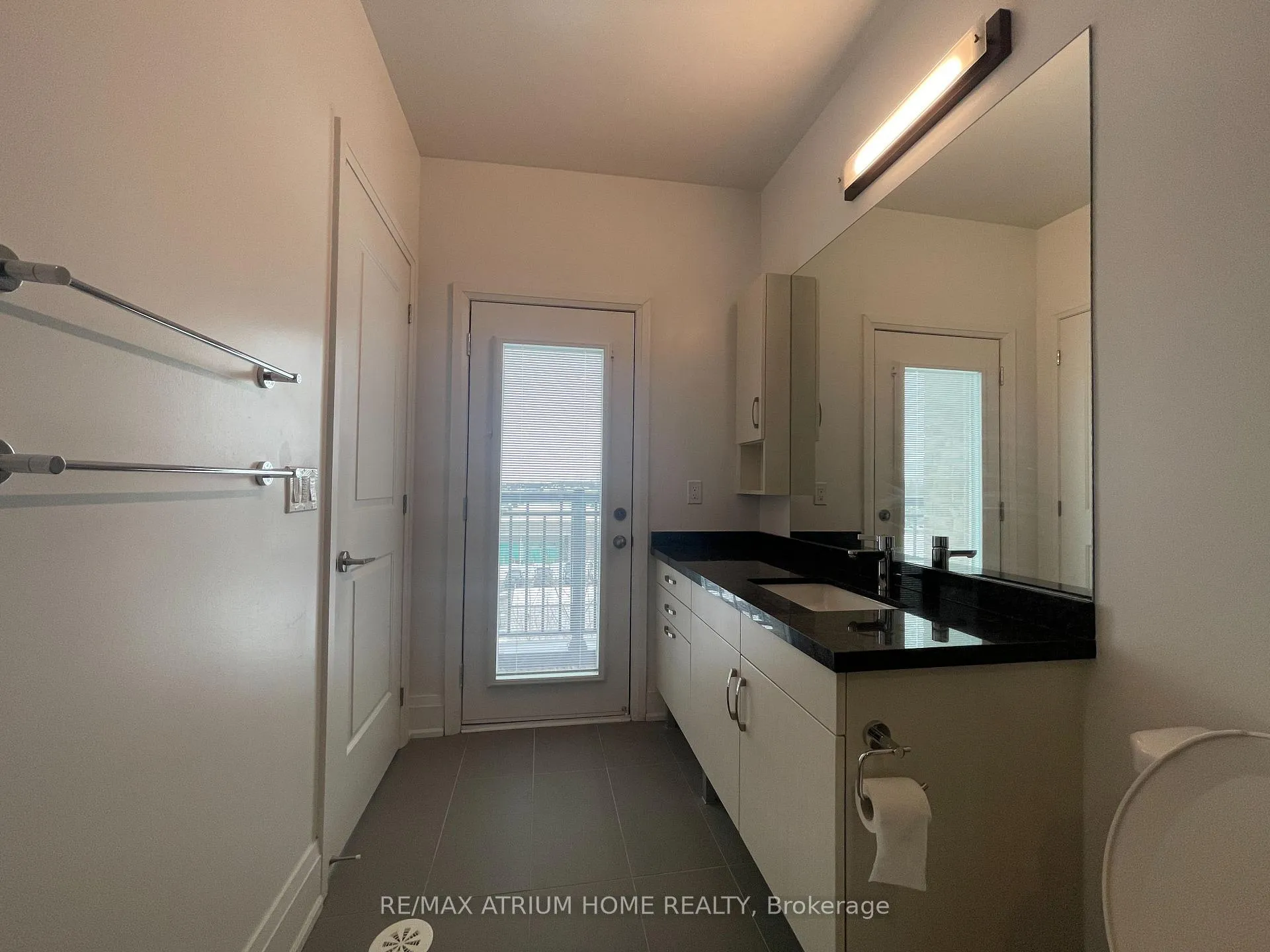 Photo 14 of 11 Sir Frederick Banting Way, Markham, Unionville — HOMEH