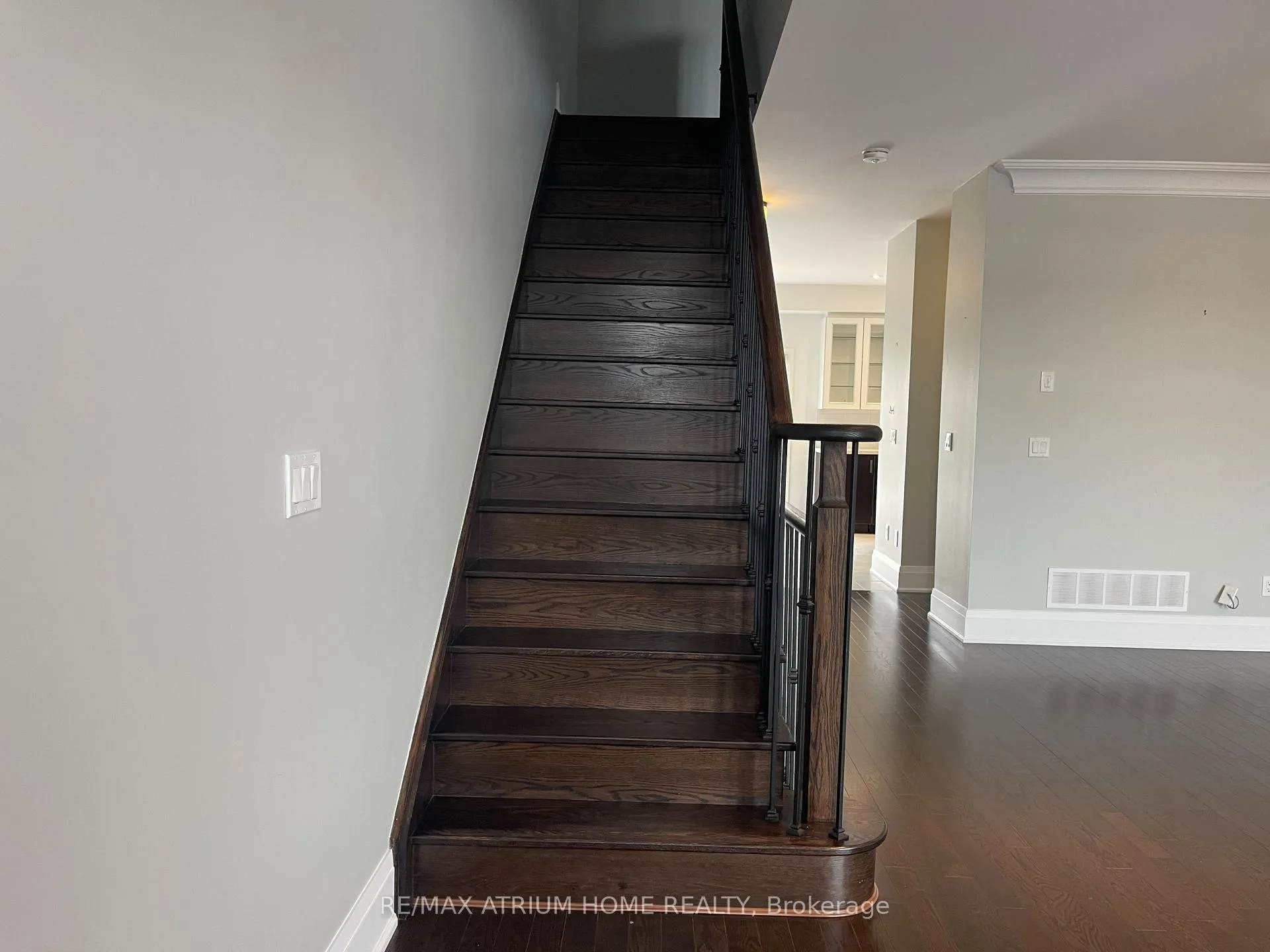Photo 20 of 11 Sir Frederick Banting Way, Markham, Unionville — HOMEH