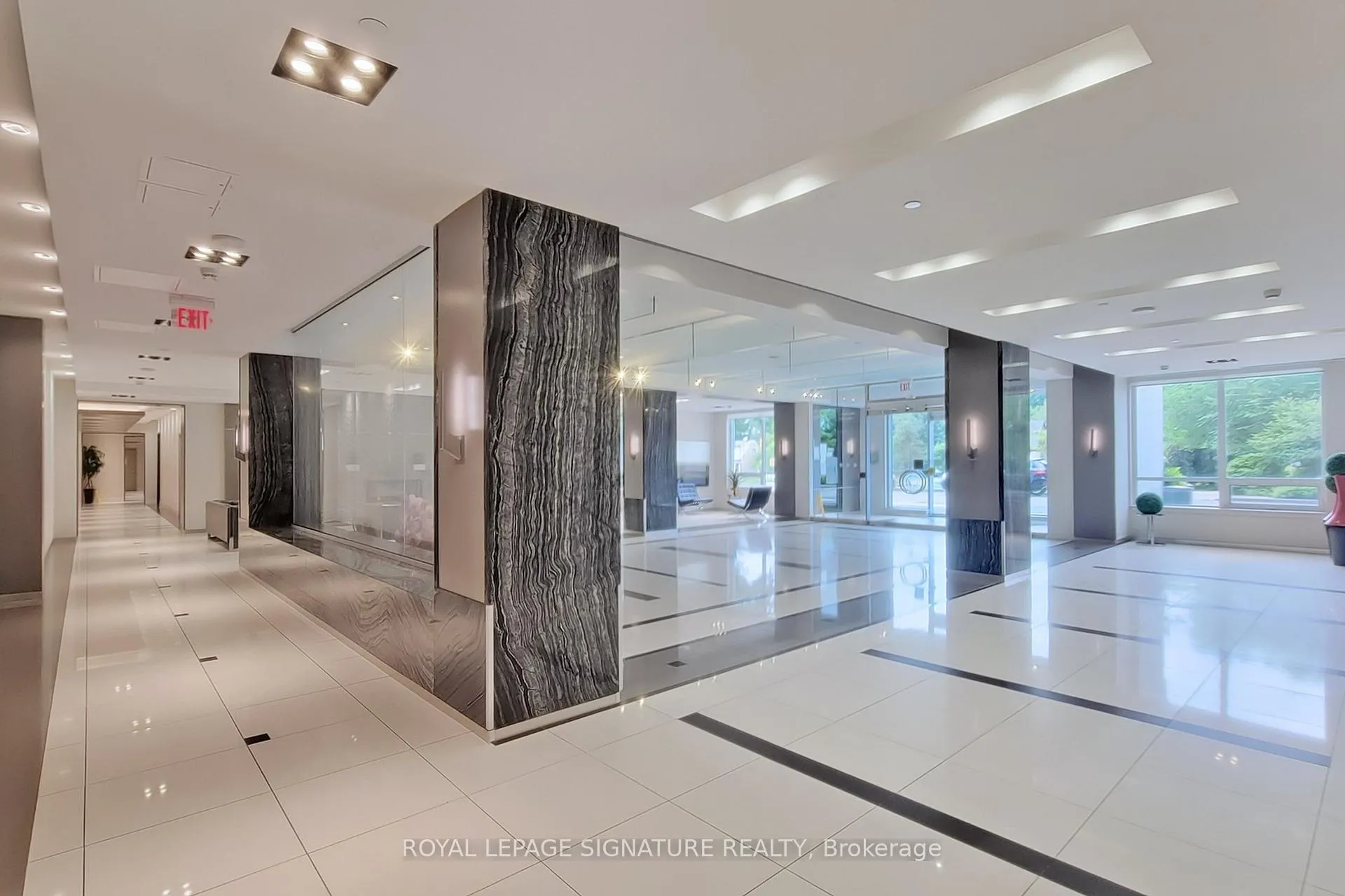 Photo 5 of Unit 2115, 7165 Yonge Street, Markham, Grandview — HOMEH