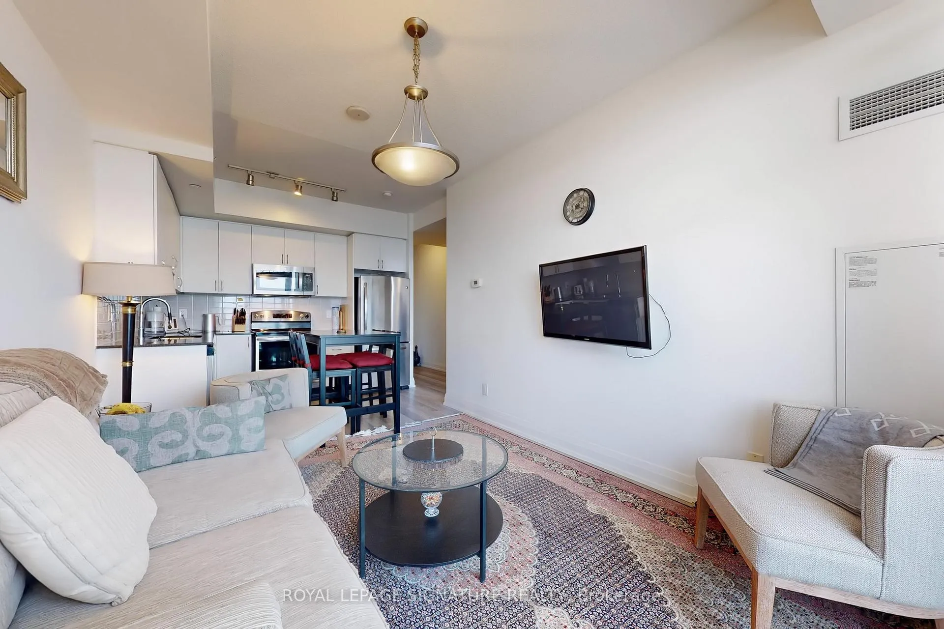 Photo 14 of Unit 2115, 7165 Yonge Street, Markham, Grandview — HOMEH