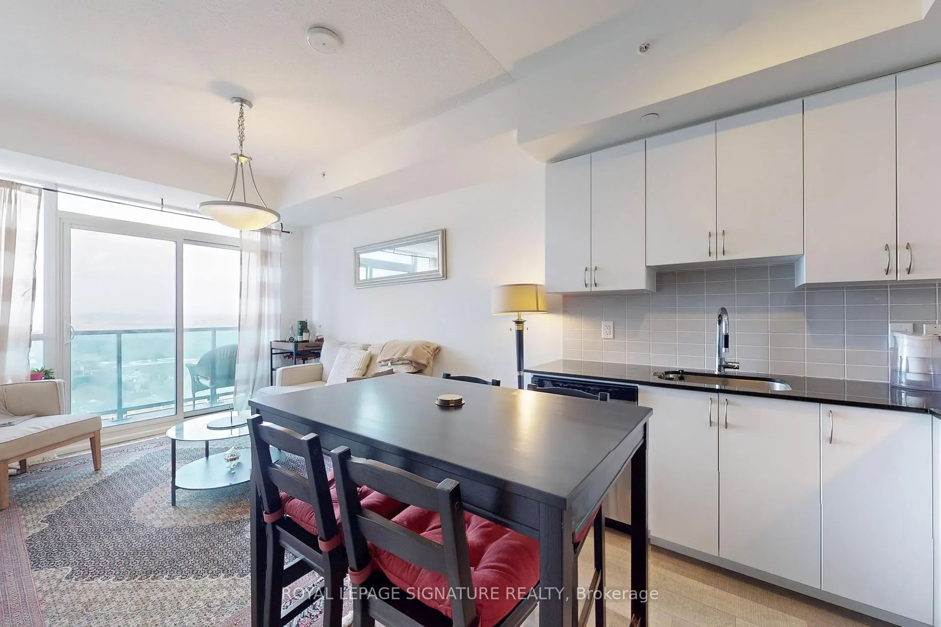 Photo 18 of Unit 2115, 7165 Yonge Street, Markham, Grandview — HOMEH