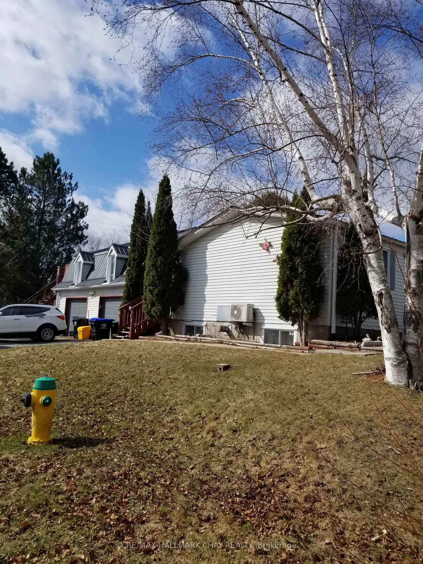 Photo 2 of Unit A, 11A Park Crescent, New Tecumseth, Tottenham — HOMEH