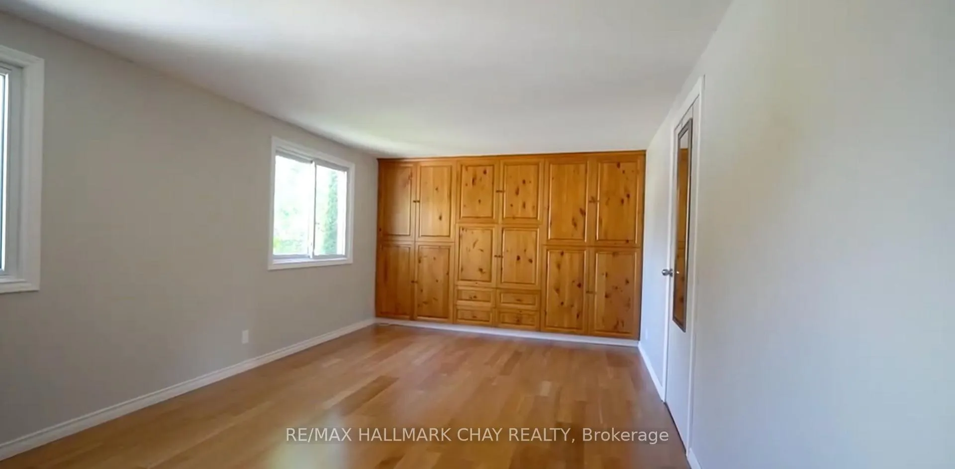 Photo 7 of Unit A, 11A Park Crescent, New Tecumseth, Tottenham — HOMEH