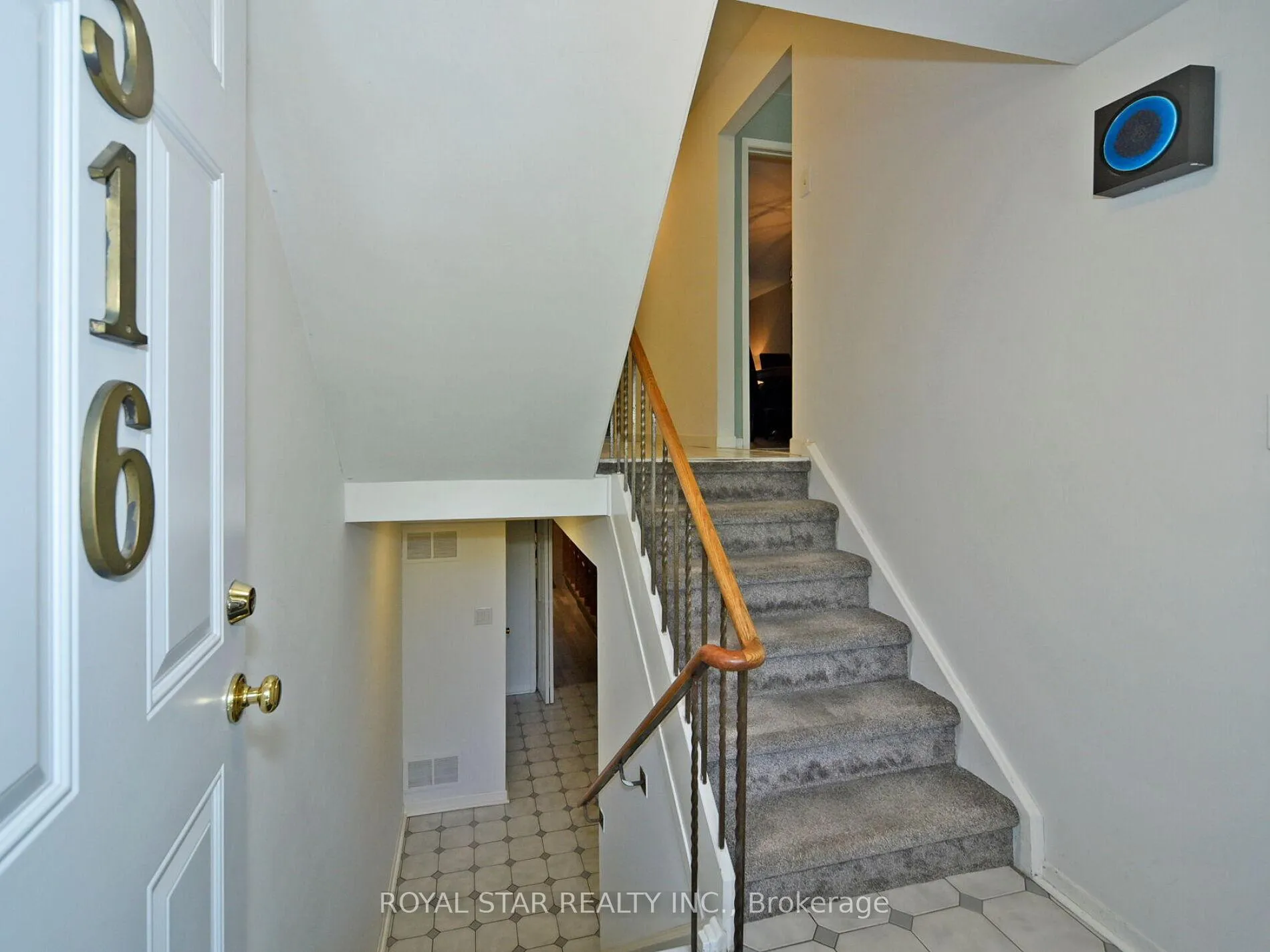 Photo 4 of 316 Simonston Boulevard, Markham, German Mills — HOMEH