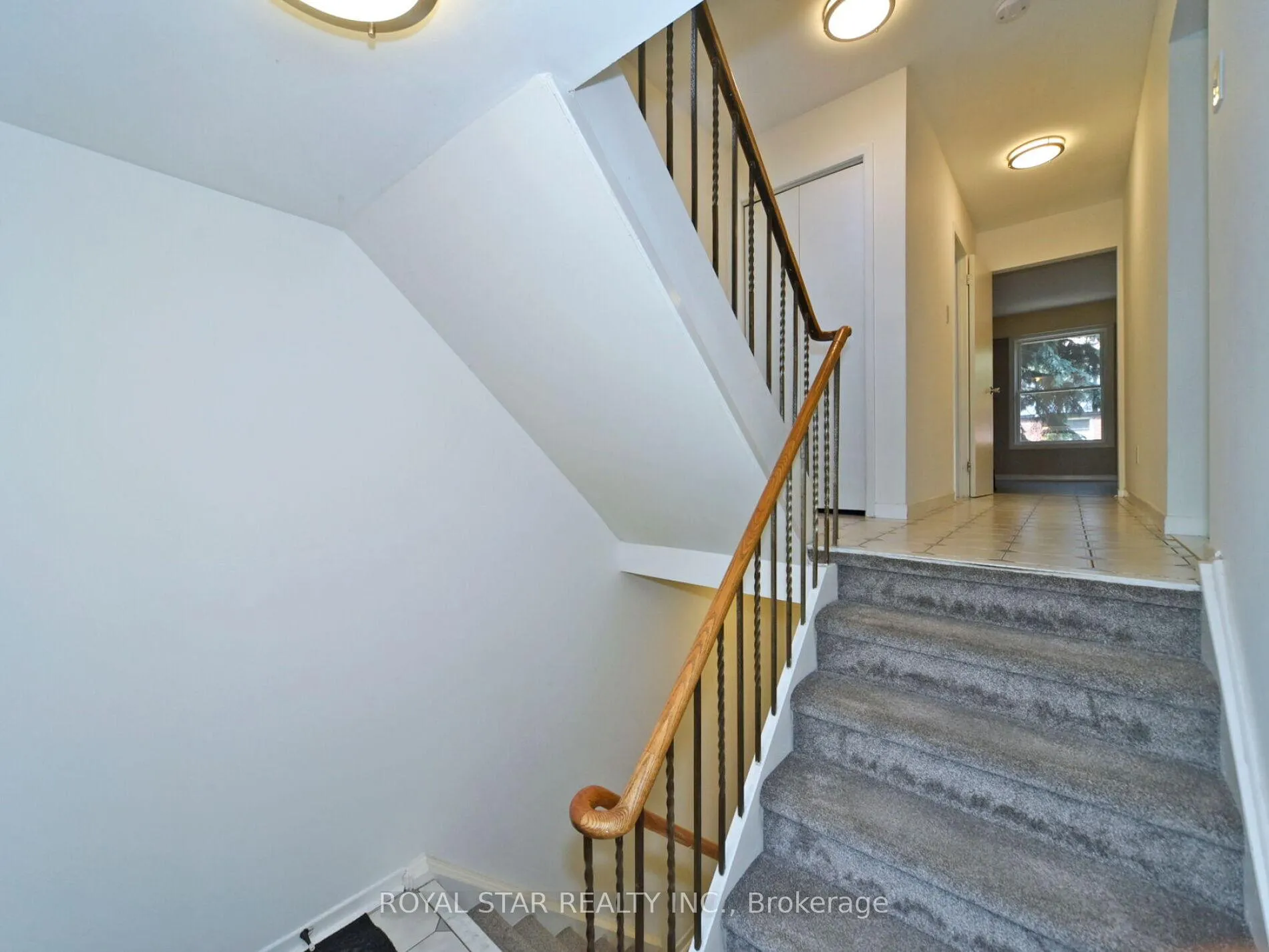 Photo 5 of 316 Simonston Boulevard, Markham, German Mills — HOMEH