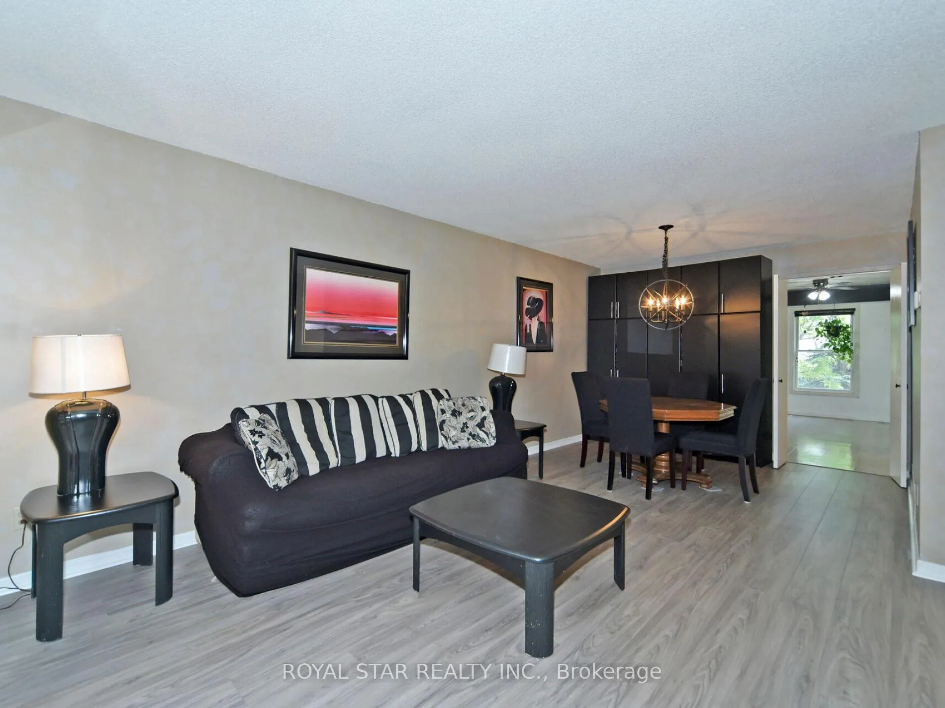 Photo 16 of 316 Simonston Boulevard, Markham, German Mills — HOMEH