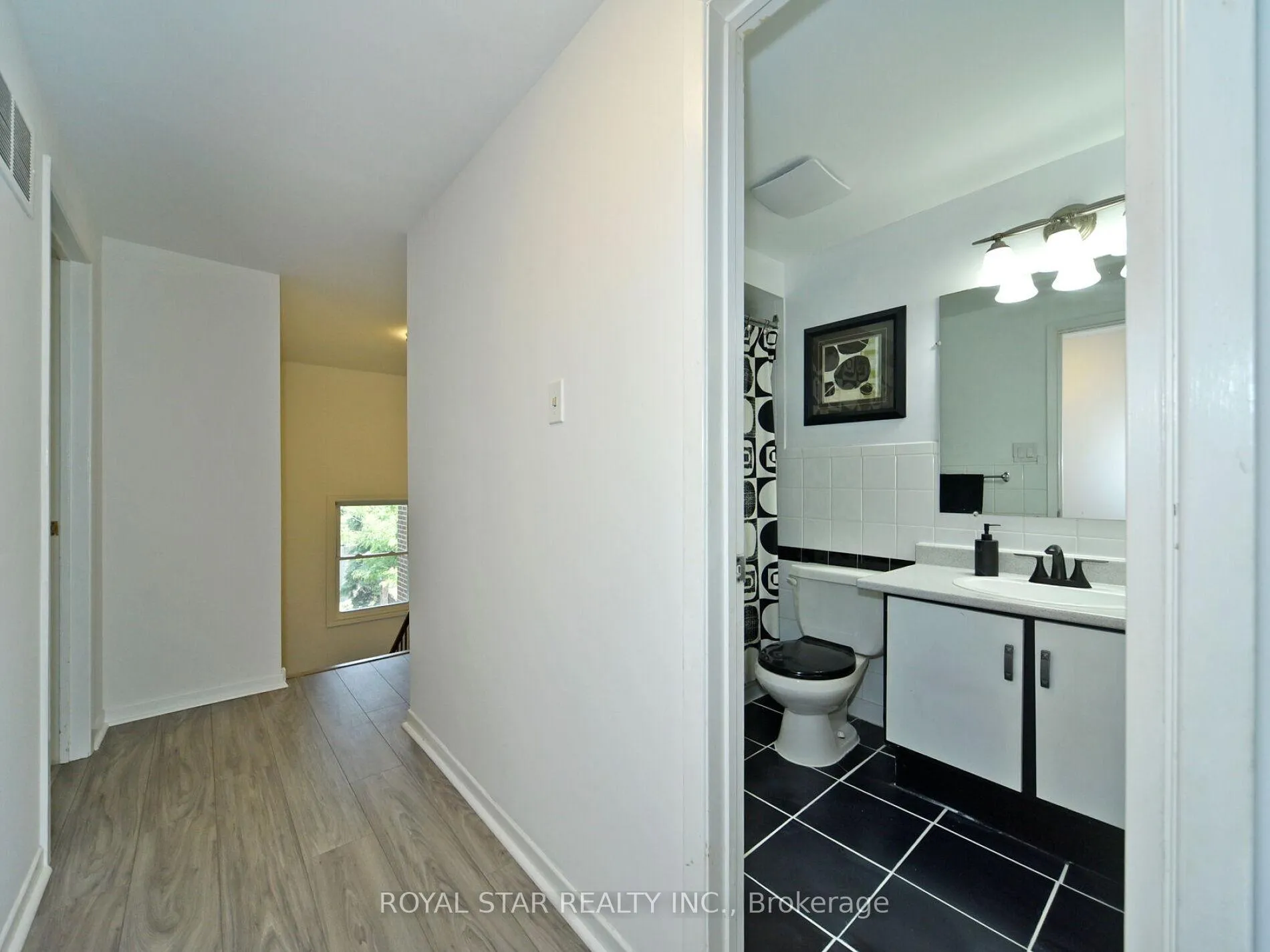 Photo 33 of 316 Simonston Boulevard, Markham, German Mills — HOMEH
