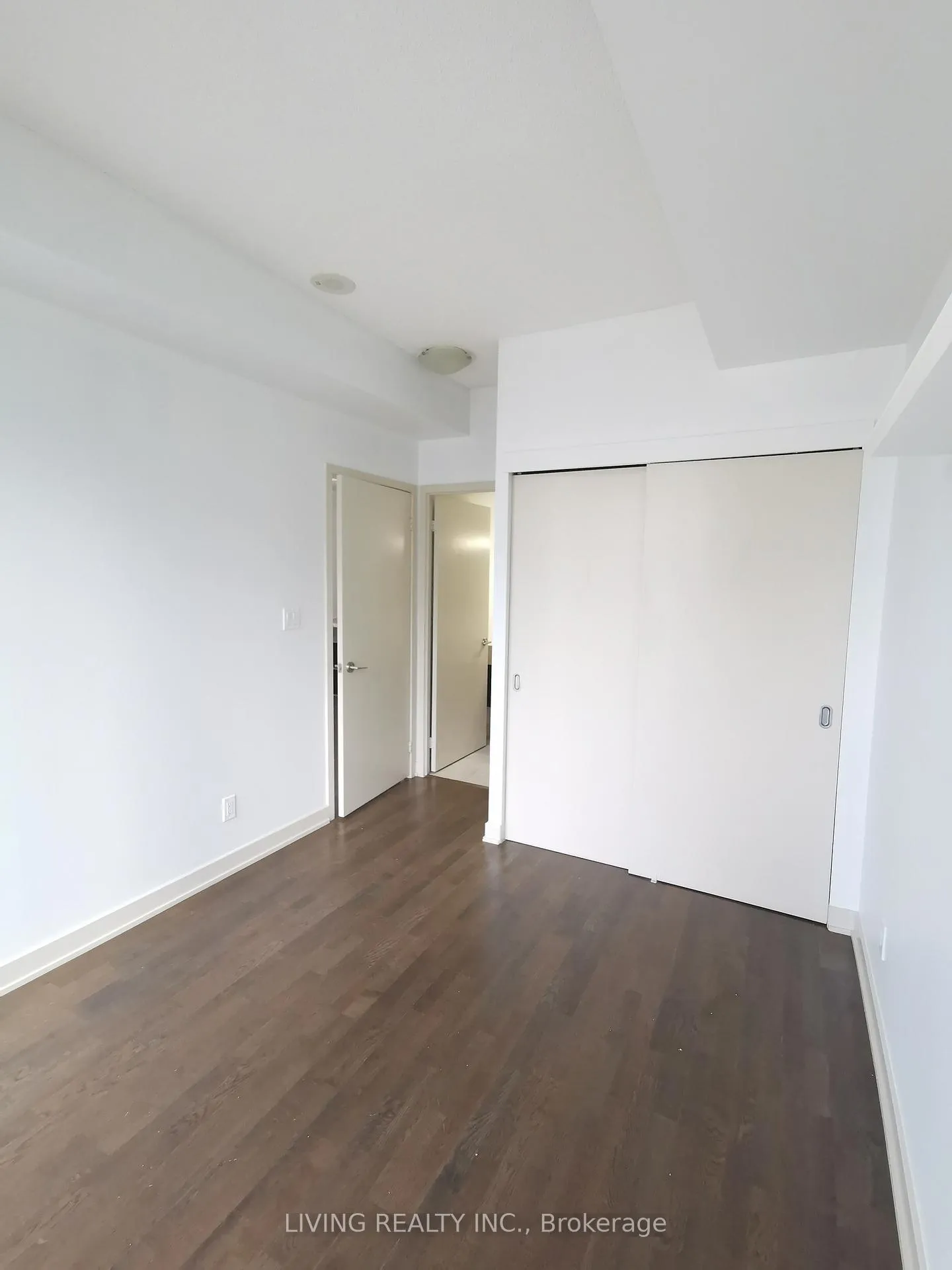 Photo 7 of Unit 2004, 126 Simcoe Street, Toronto, Waterfront Communities — HOMEH