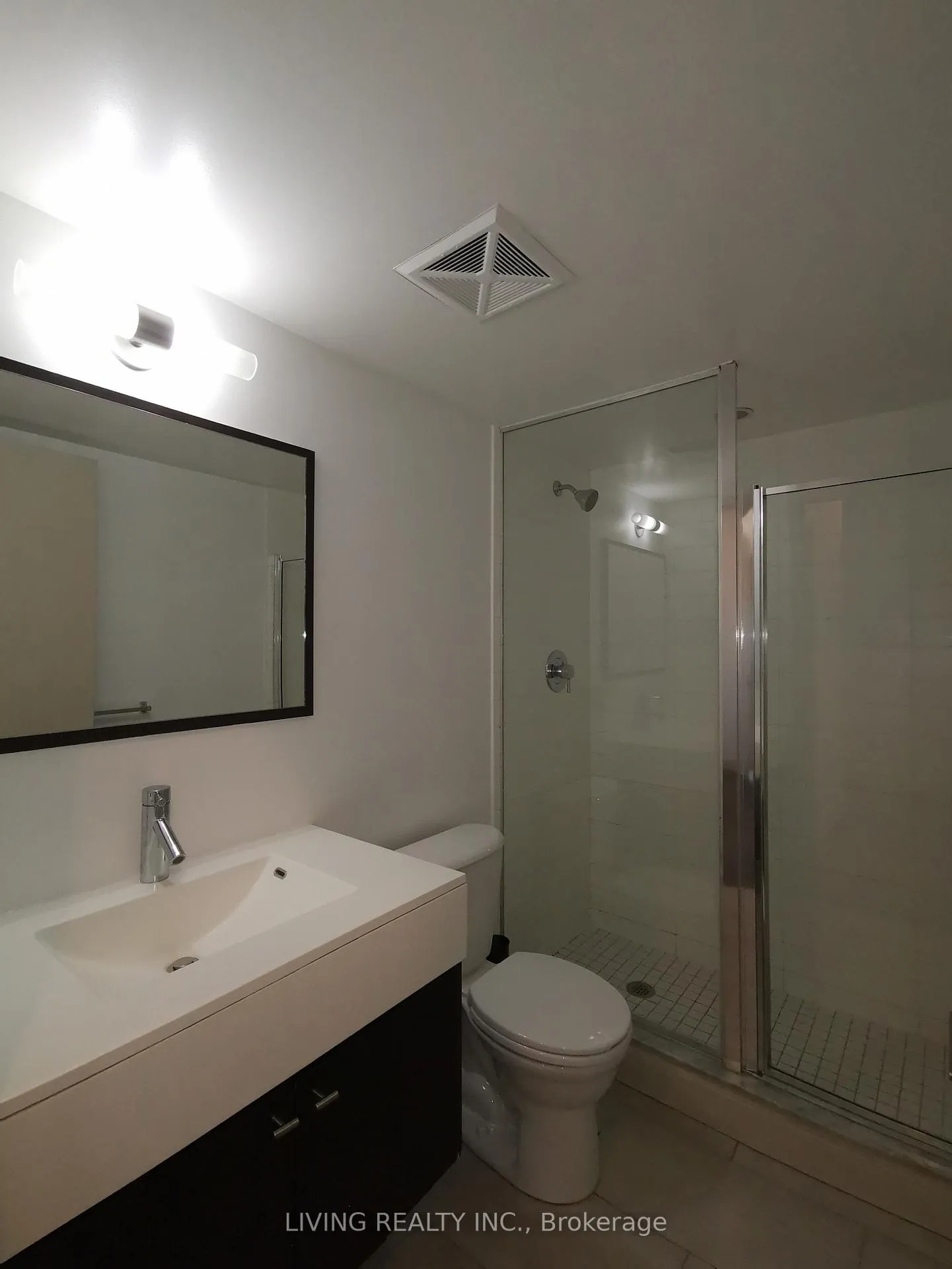 Photo 10 of Unit 2004, 126 Simcoe Street, Toronto, Waterfront Communities — HOMEH