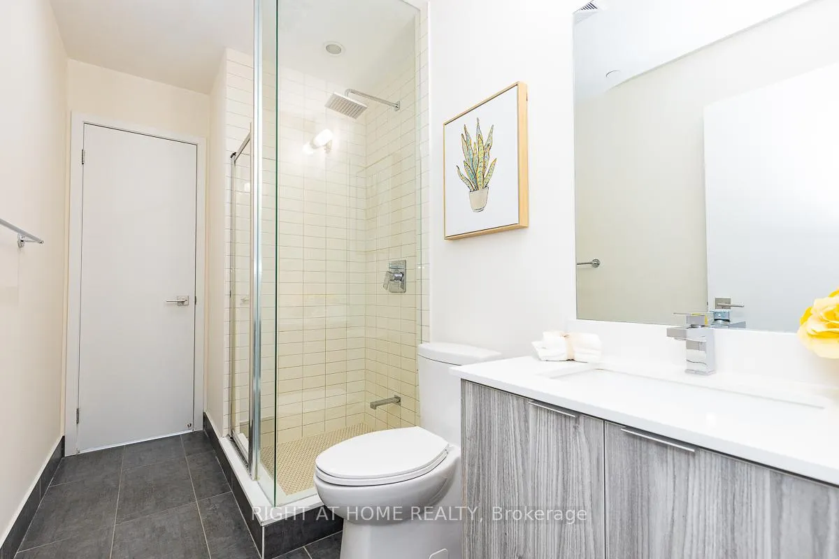 Photo 7 of Unit 902, 2908 Highway 7, Vaughan, East Woodbridge — HOMEH