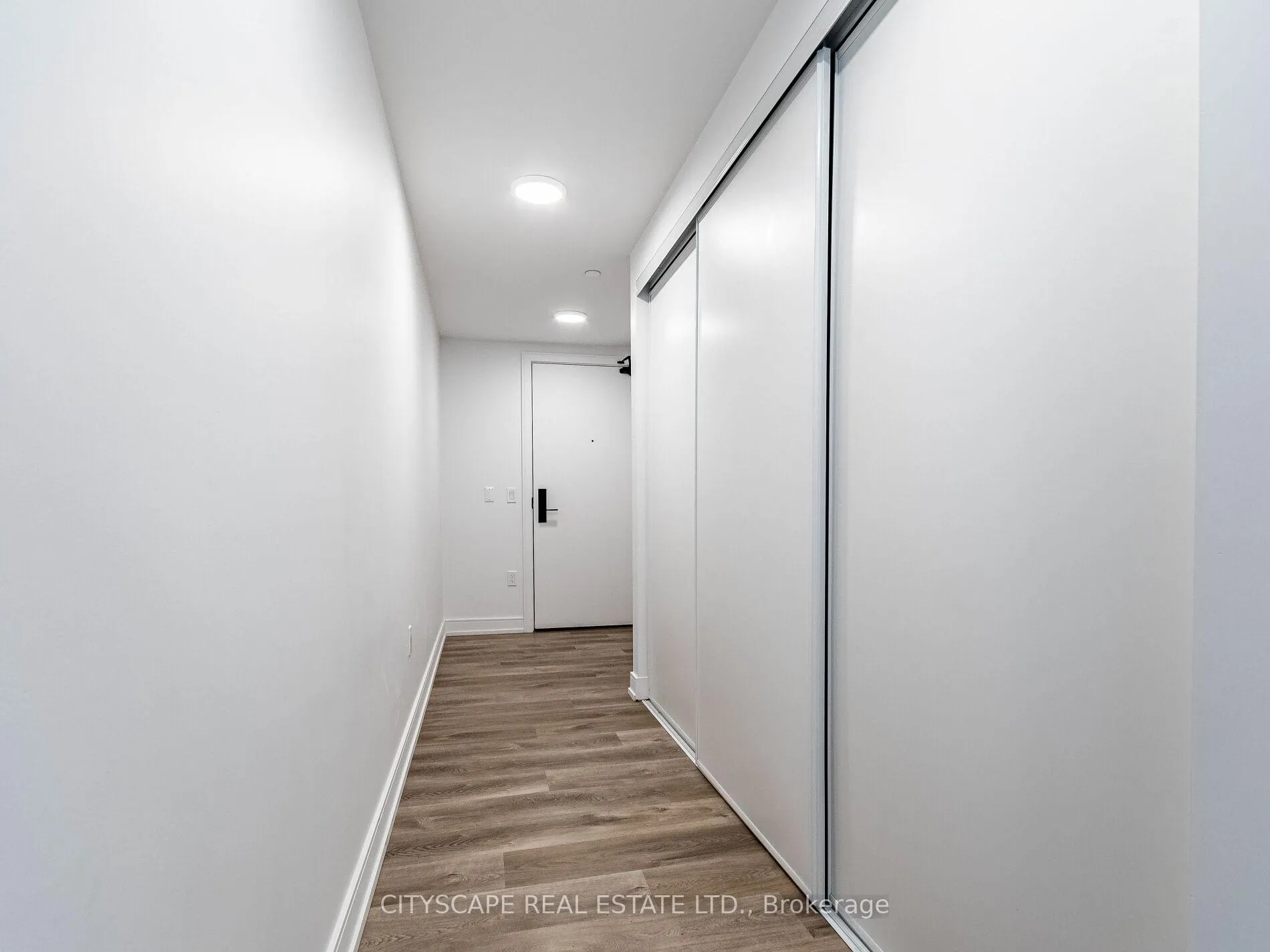 Photo 8 of Unit 813, 1 Jarvis Street, Hamilton, Beasley — HOMEH