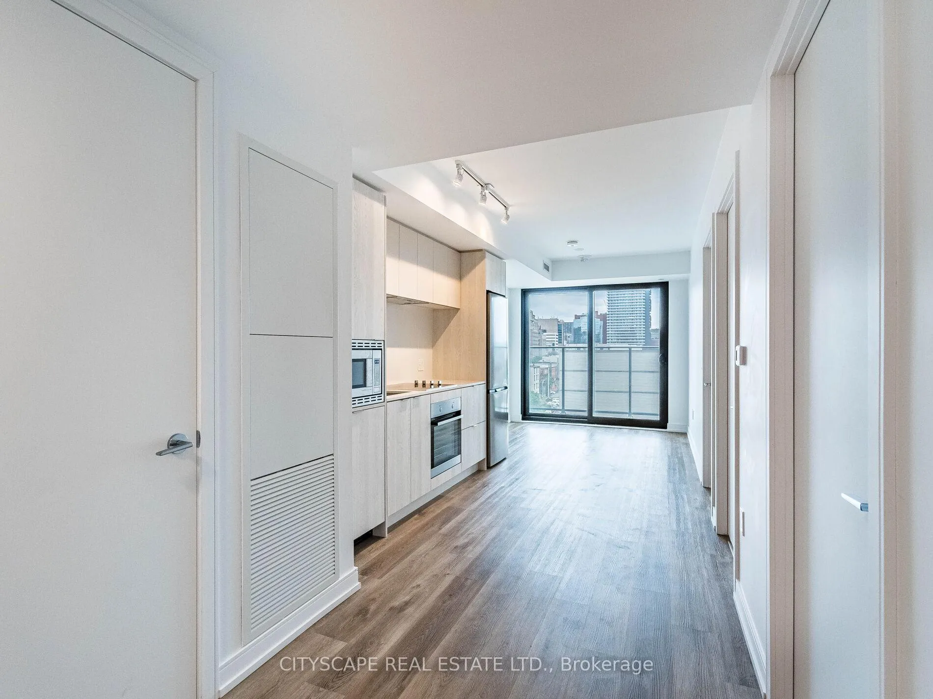 Photo 10 of Unit 813, 1 Jarvis Street, Hamilton, Beasley — HOMEH