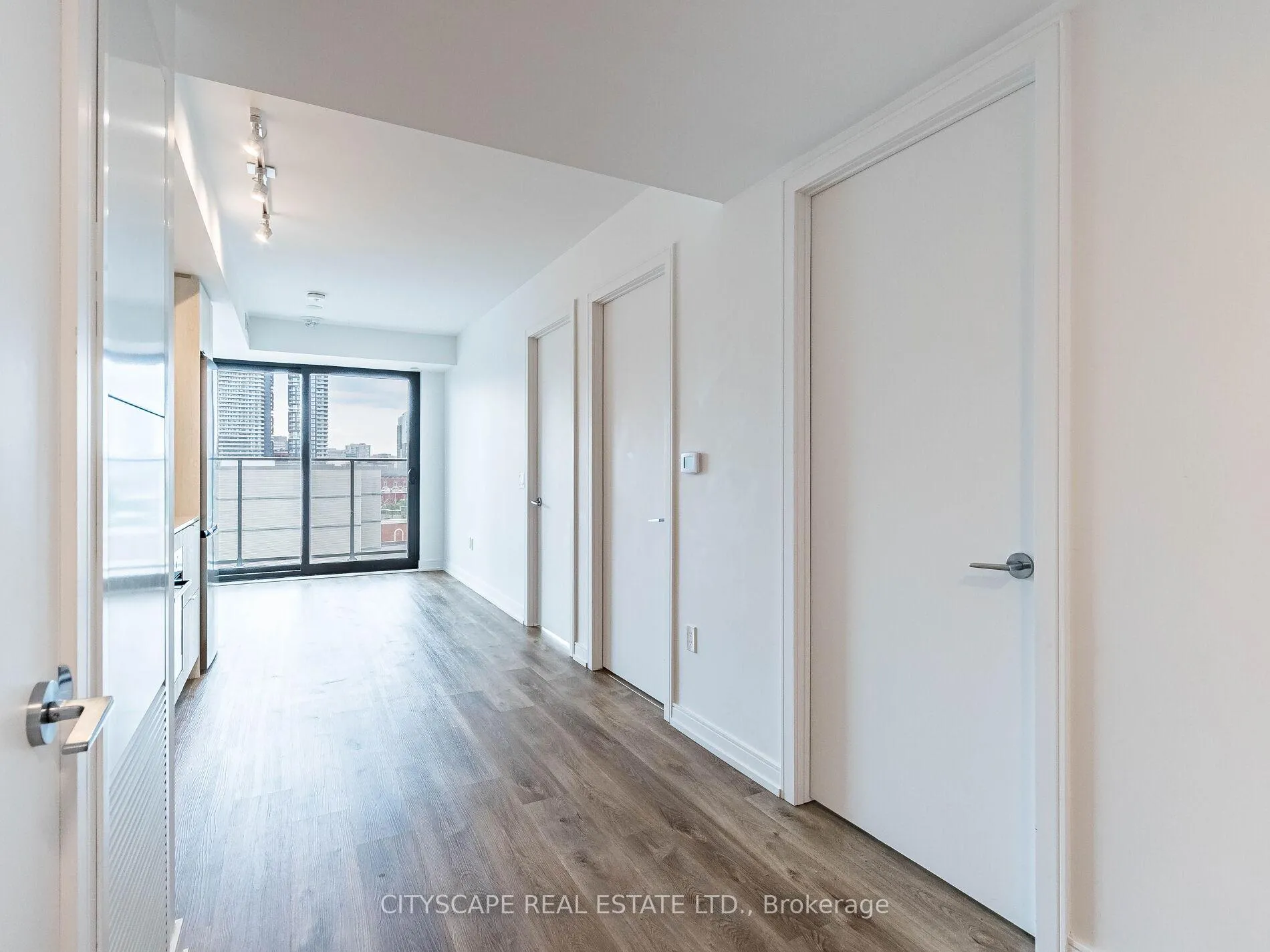 Photo 11 of Unit 813, 1 Jarvis Street, Hamilton, Beasley — HOMEH