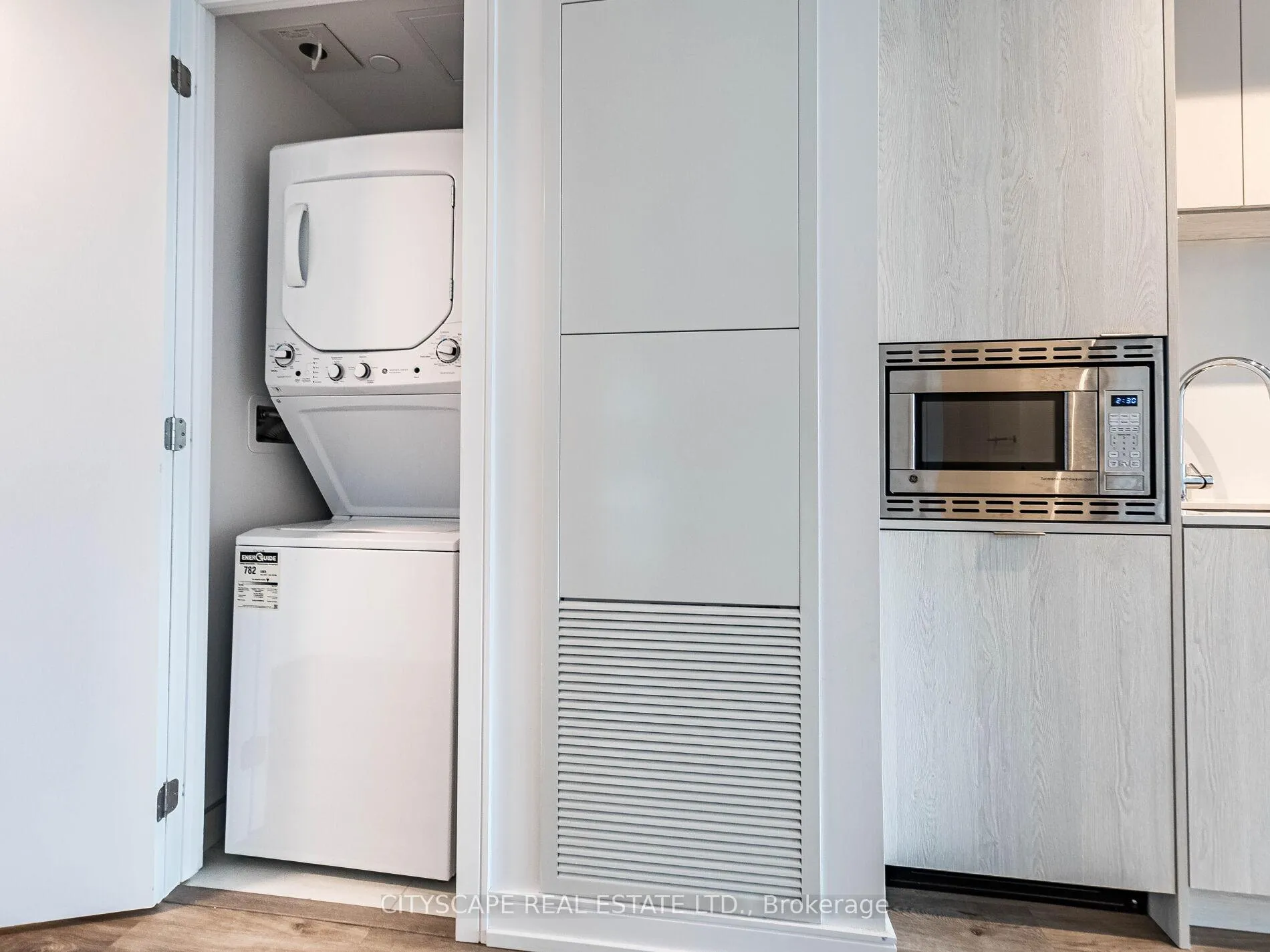 Photo 16 of Unit 813, 1 Jarvis Street, Hamilton, Beasley — HOMEH