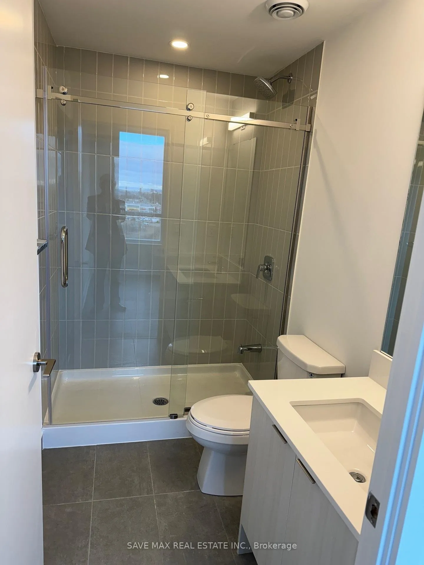 Photo 5 of Unit 1012, 225 Malta Avenue, Brampton, Fletcher's Creek South — HOMEH