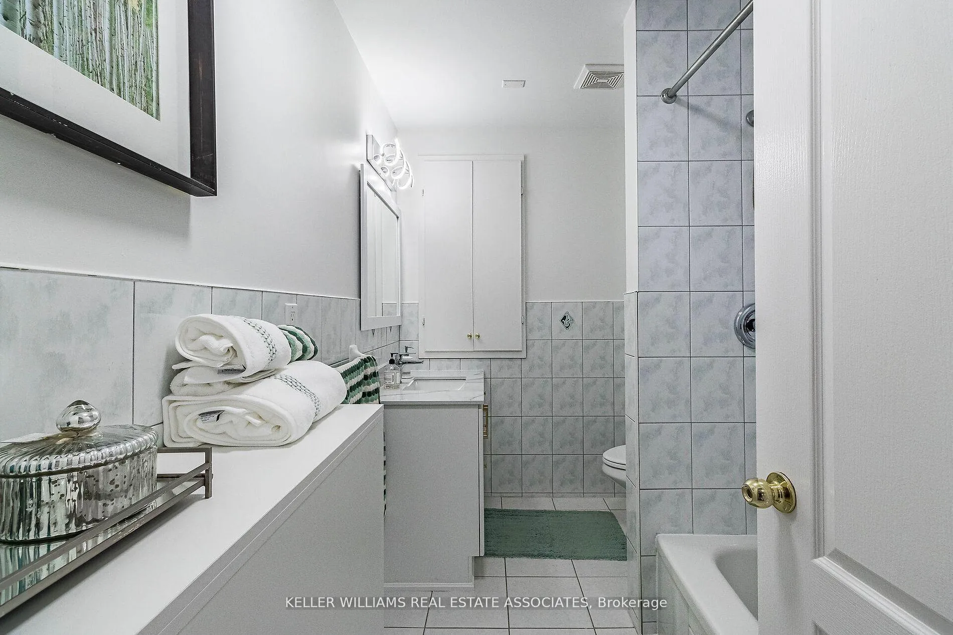 Photo 28 of 25 Boustead Avenue, Toronto, High Park-Swansea — HOMEH