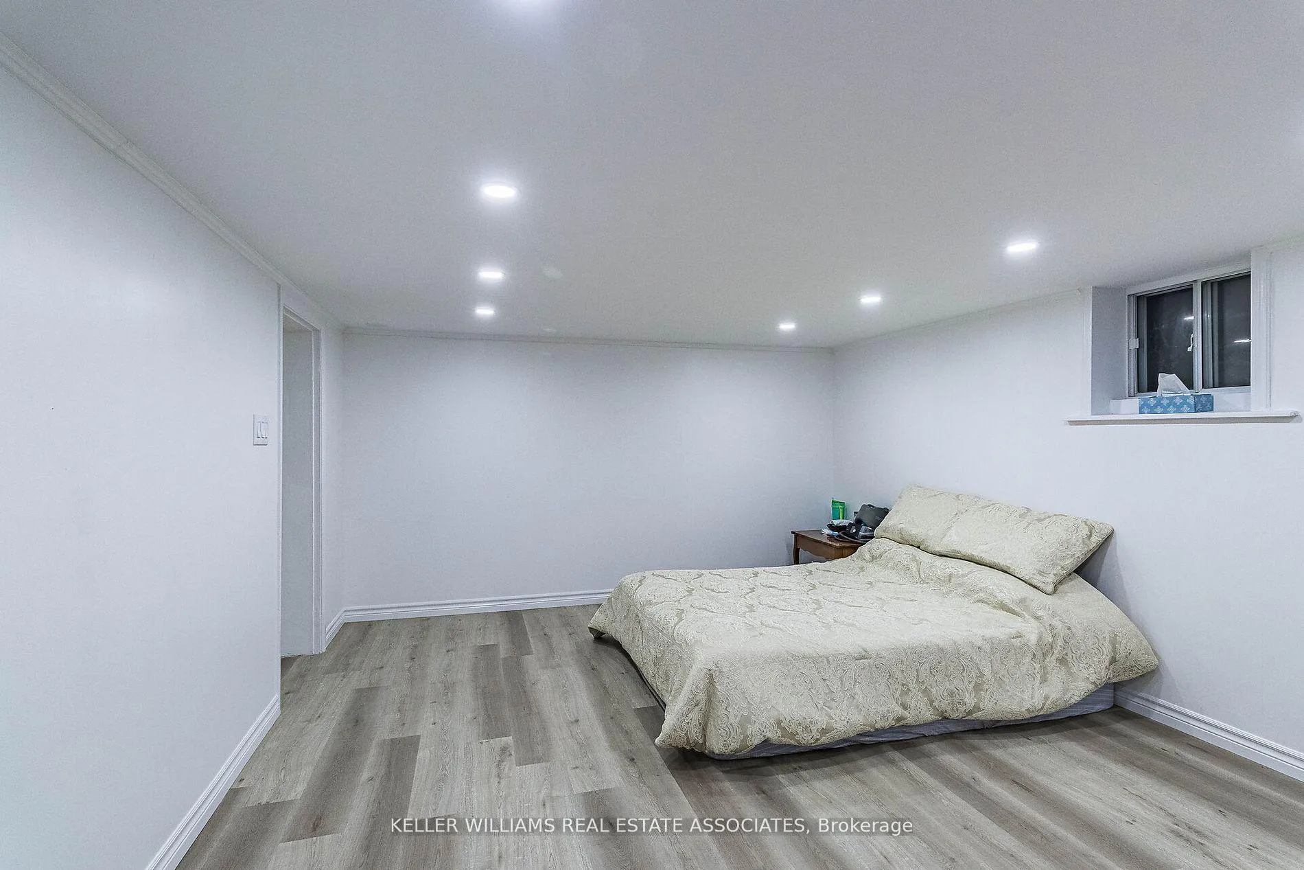 Photo 31 of 25 Boustead Avenue, Toronto, High Park-Swansea — HOMEH