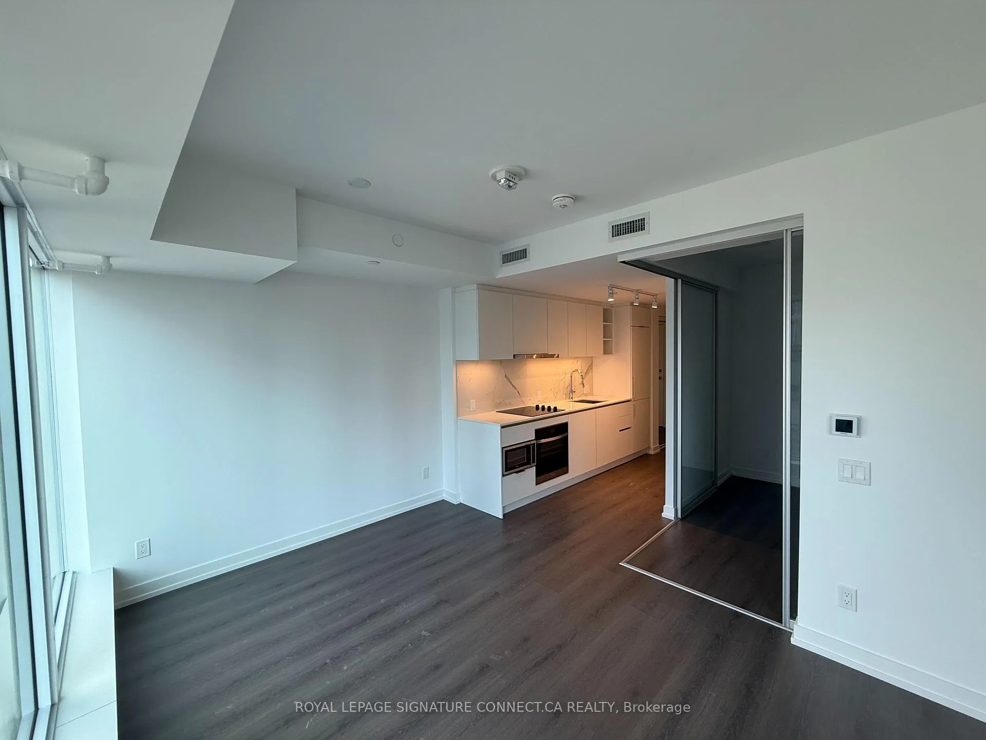 Photo 3 of Unit 2707, 8 Wellesley Street, Toronto, Bay Street Corridor — HOMEH