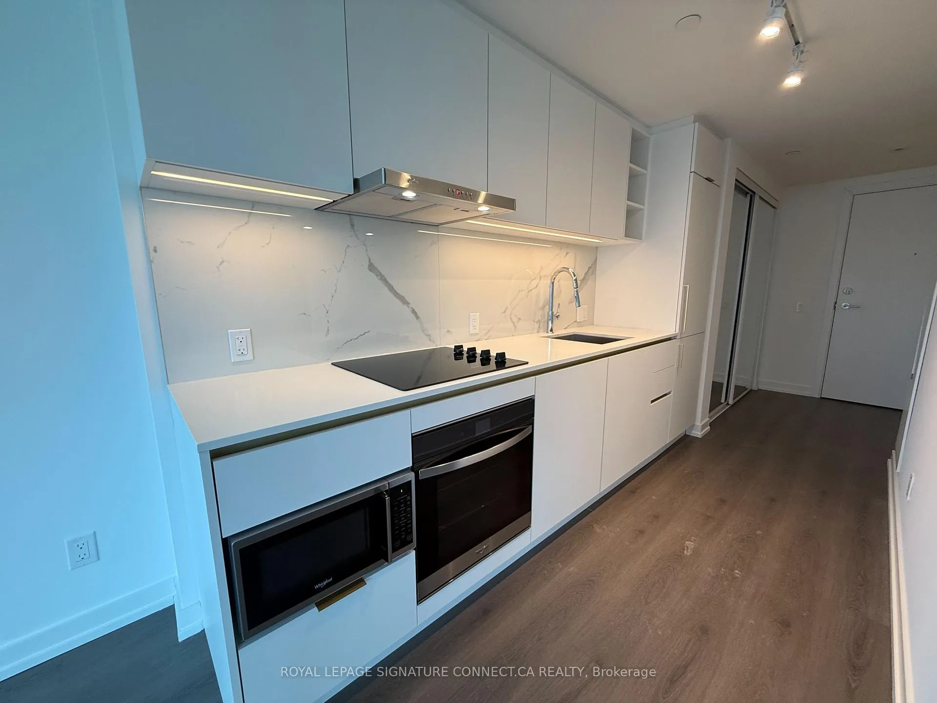 Photo 4 of Unit 2707, 8 Wellesley Street, Toronto, Bay Street Corridor — HOMEH