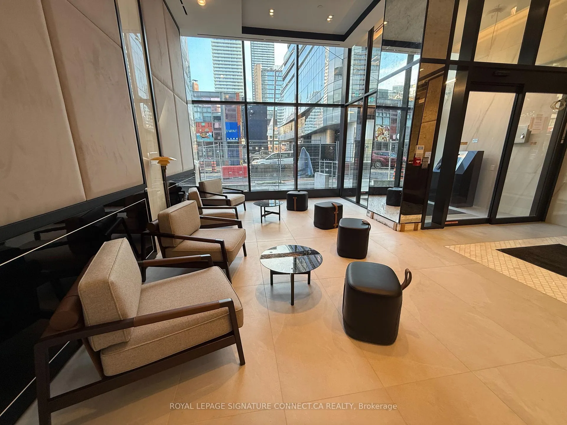 Photo 5 of Unit 2707, 8 Wellesley Street, Toronto, Bay Street Corridor — HOMEH