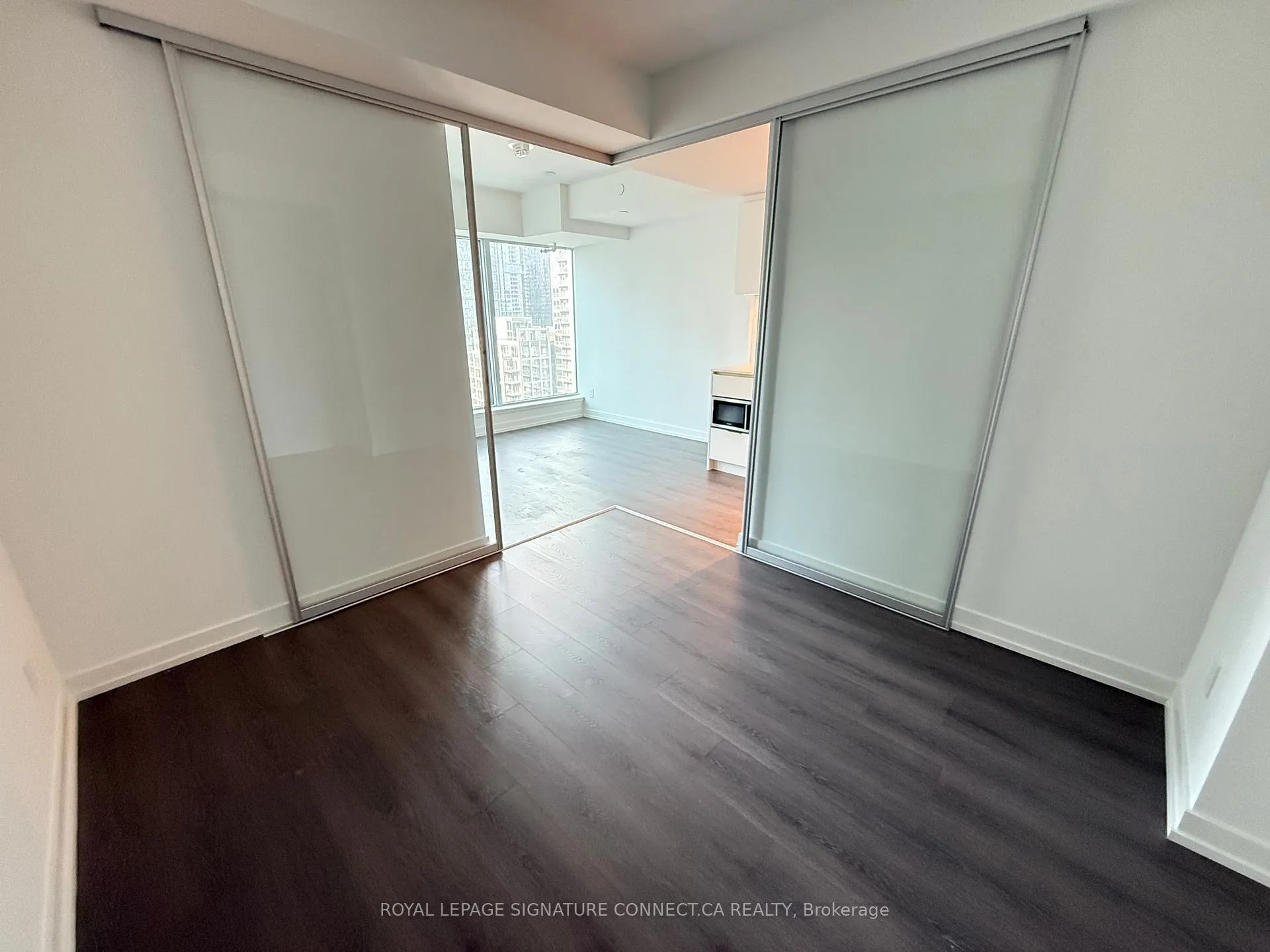 Photo 12 of Unit 2707, 8 Wellesley Street, Toronto, Bay Street Corridor — HOMEH