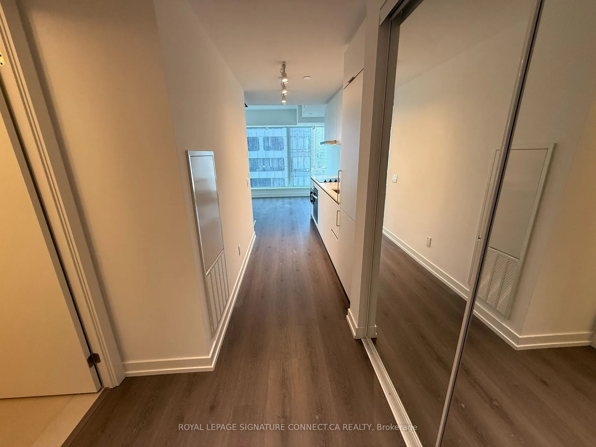 Photo 13 of Unit 2707, 8 Wellesley Street, Toronto, Bay Street Corridor — HOMEH