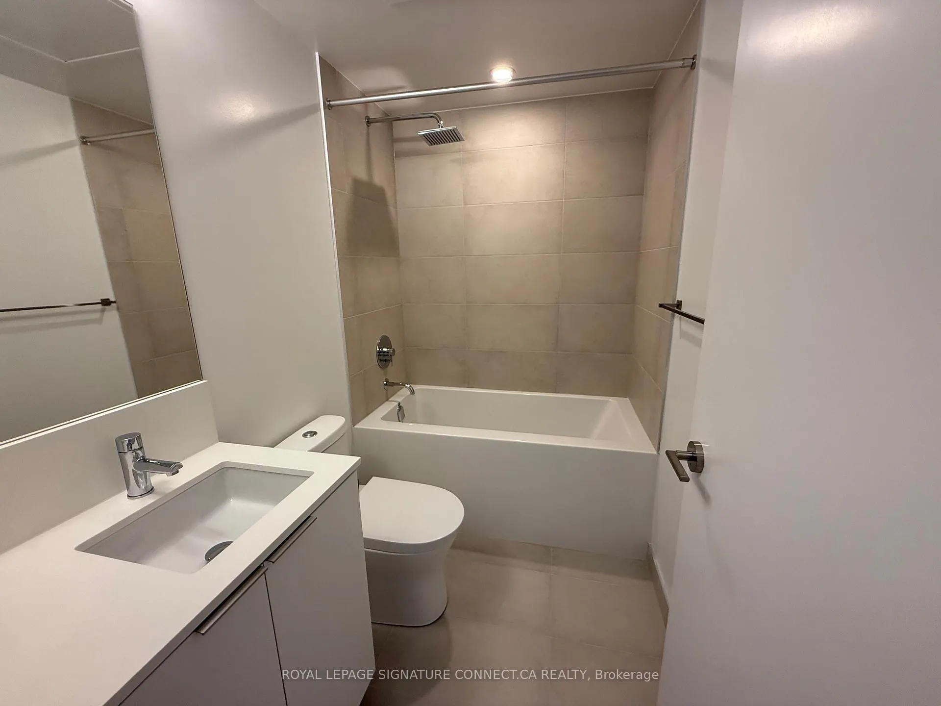 Photo 14 of Unit 2707, 8 Wellesley Street, Toronto, Bay Street Corridor — HOMEH