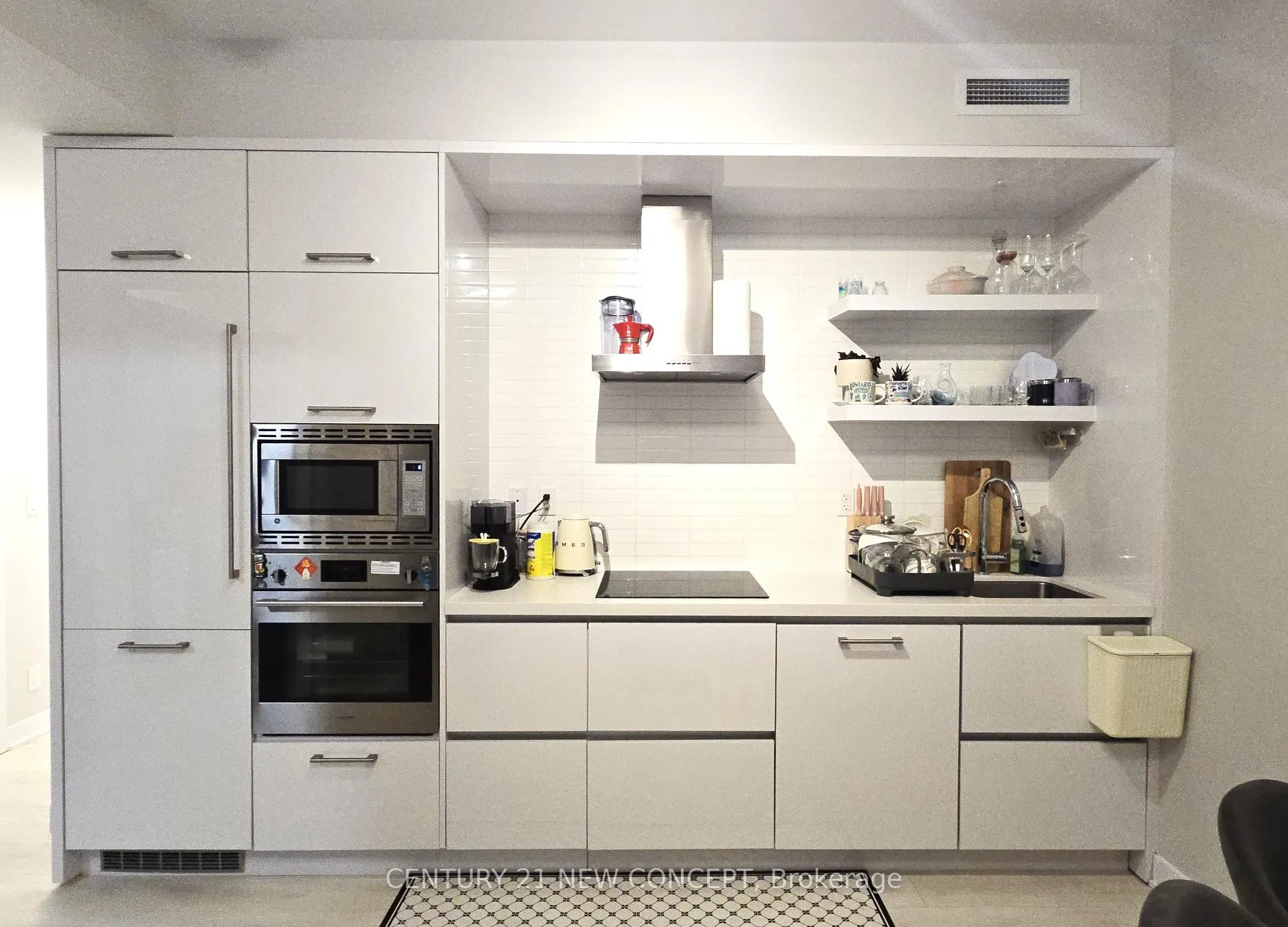 Photo 6 of Unit 3602, 2221 Yonge Street, Toronto, Mount Pleasant West — HOMEH