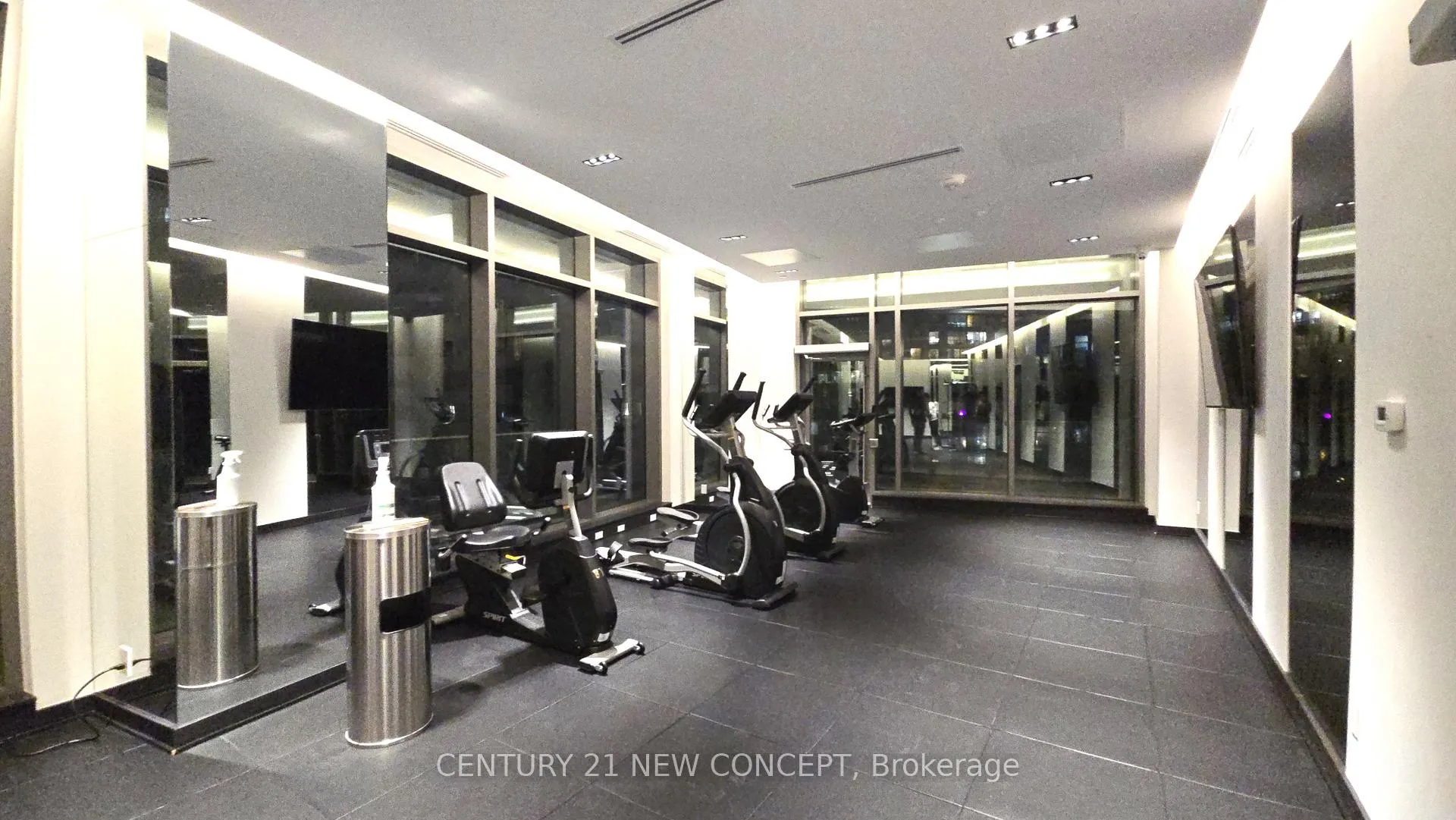 Photo 17 of Unit 3602, 2221 Yonge Street, Toronto, Mount Pleasant West — HOMEH