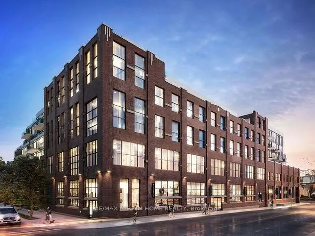 Front of Unit 433, 150 Logan Avenue