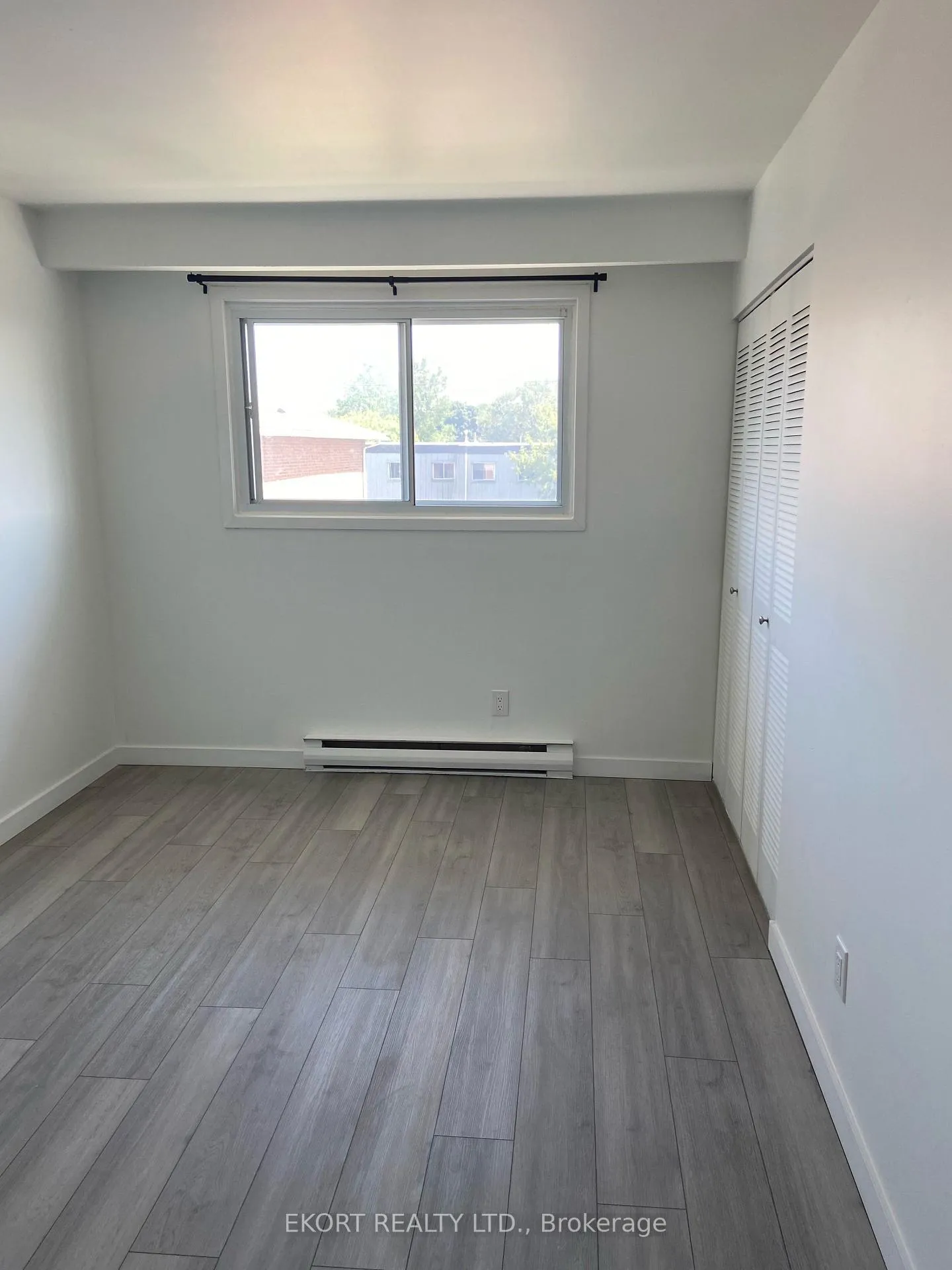 Photo 12 of Unit 11, 153 North Park Street, Belleville, Belleville Ward — HOMEH
