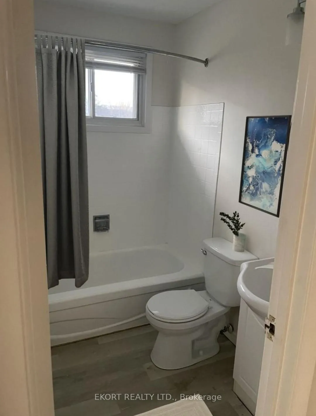 Photo 15 of Unit 11, 153 North Park Street, Belleville, Belleville Ward — HOMEH