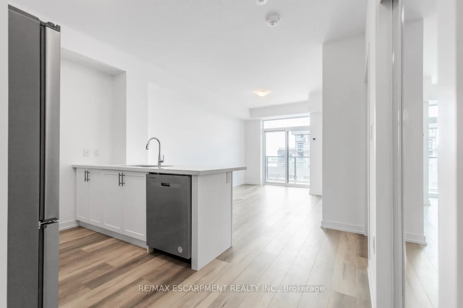Photo 8 of Unit 616, 470 Dundas Street E, Hamilton, Waterdown — HOMEH