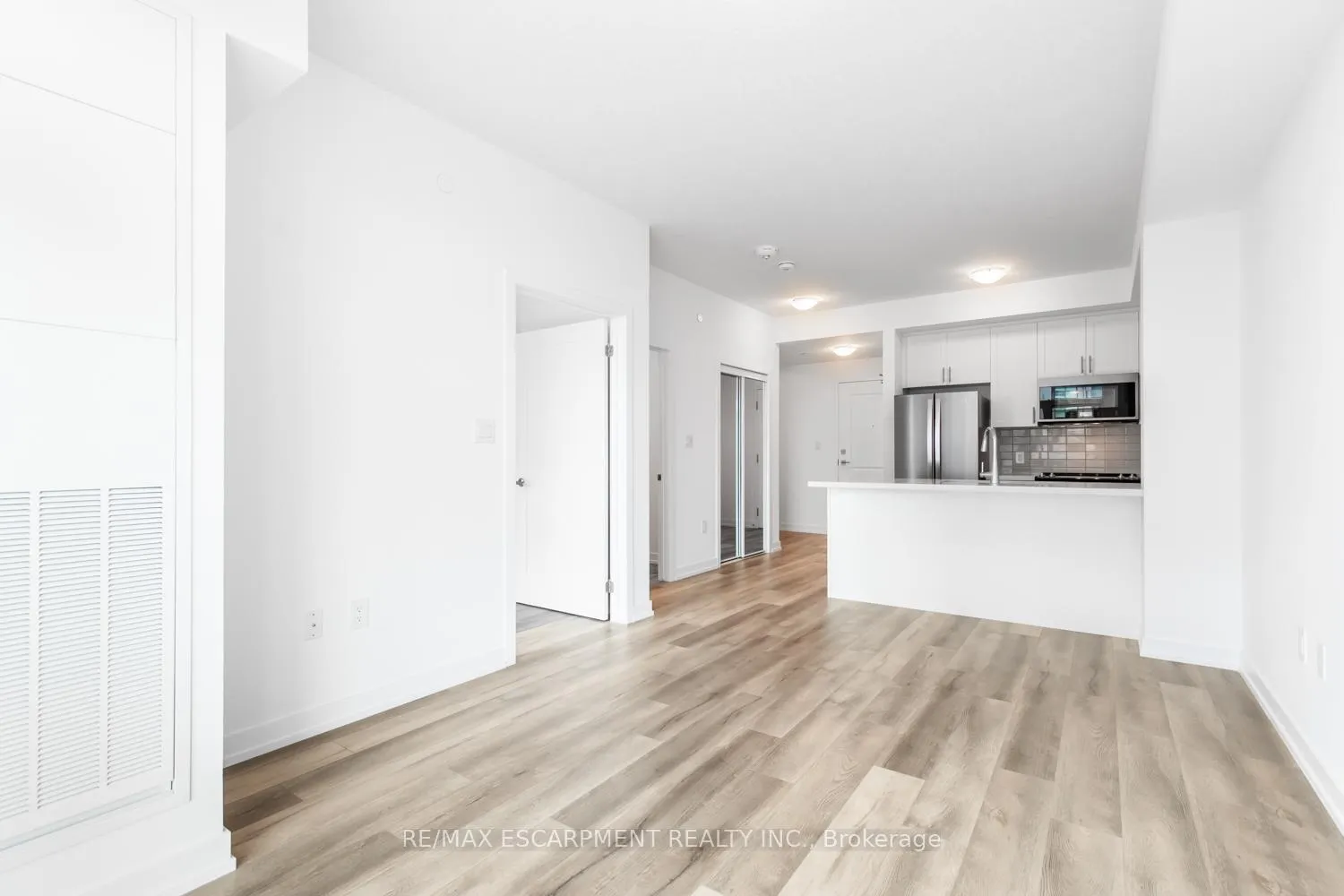 Photo 11 of Unit 616, 470 Dundas Street E, Hamilton, Waterdown — HOMEH