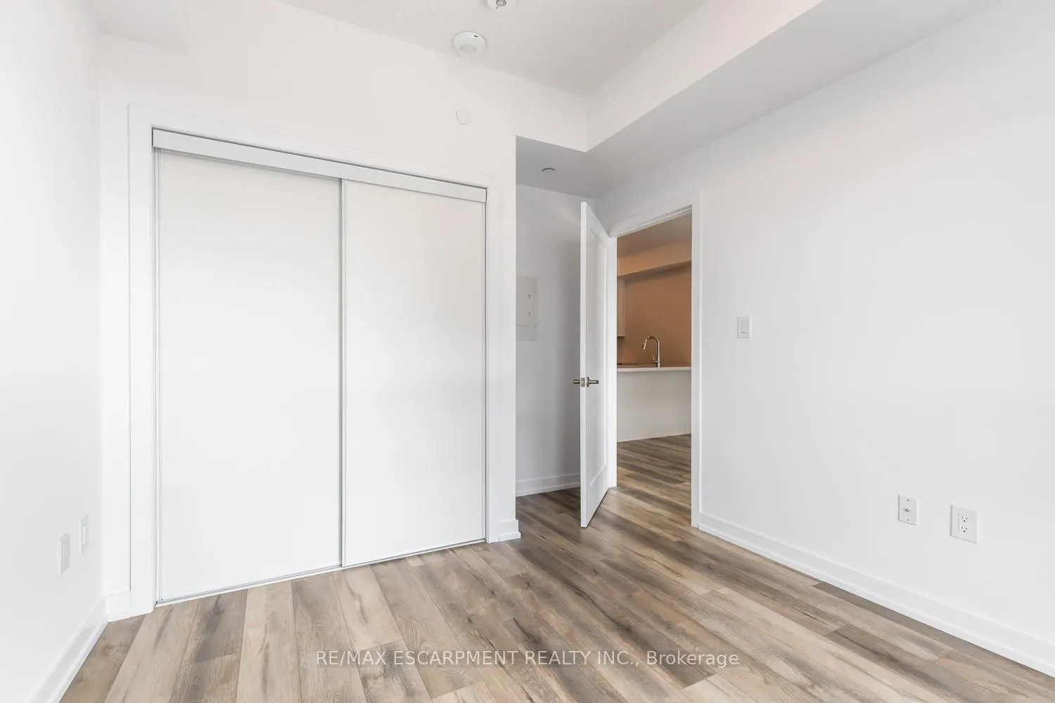 Photo 16 of Unit 616, 470 Dundas Street E, Hamilton, Waterdown — HOMEH