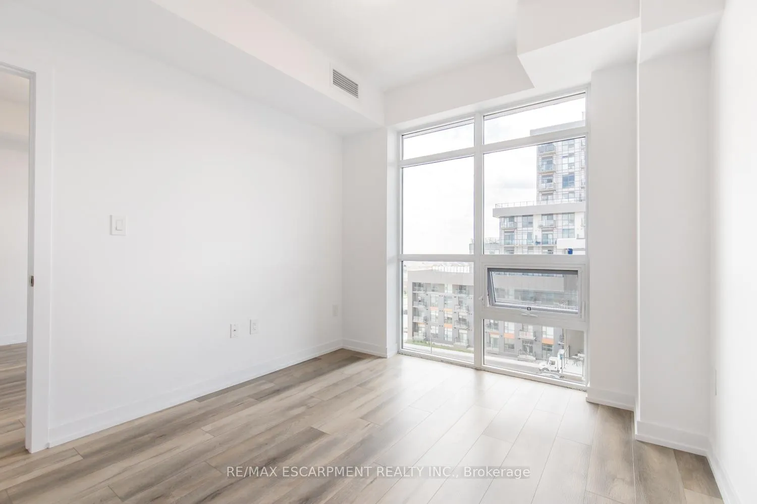 Photo 18 of Unit 616, 470 Dundas Street E, Hamilton, Waterdown — HOMEH