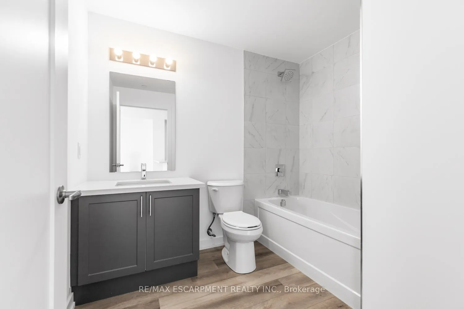 Photo 19 of Unit 616, 470 Dundas Street E, Hamilton, Waterdown — HOMEH
